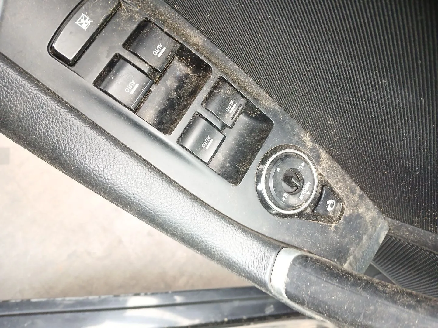 Mando Elevalunas Delantero Izquierdo para Hyundai I40 I (Vf)