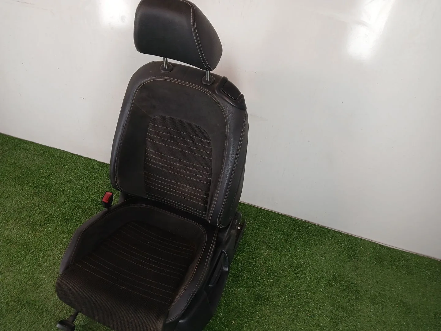 Asiento Delantero Izquierdo para Volkswagen Scirocco Iii (137, 138)