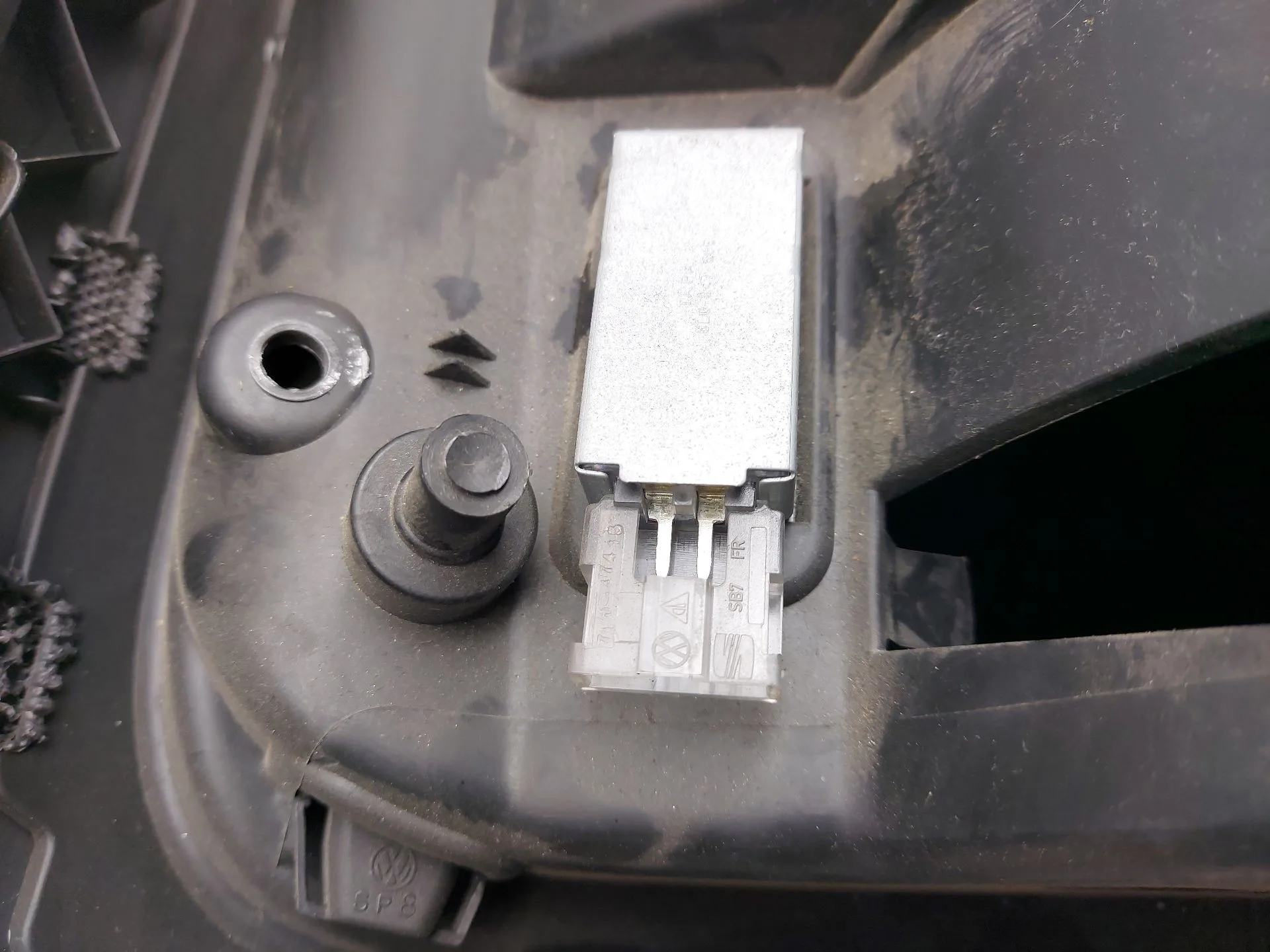 Guantera para Volkswagen Scirocco Iii (137, 138)