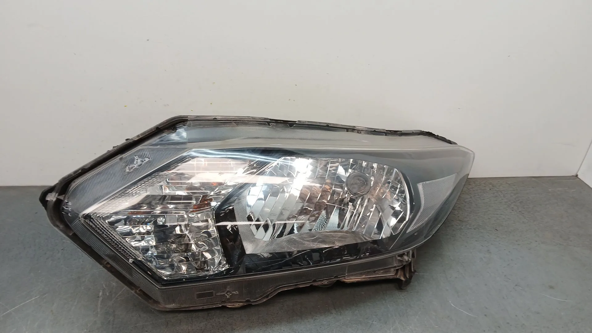 Faro Izquierdo para Honda Hr-V (Ru)