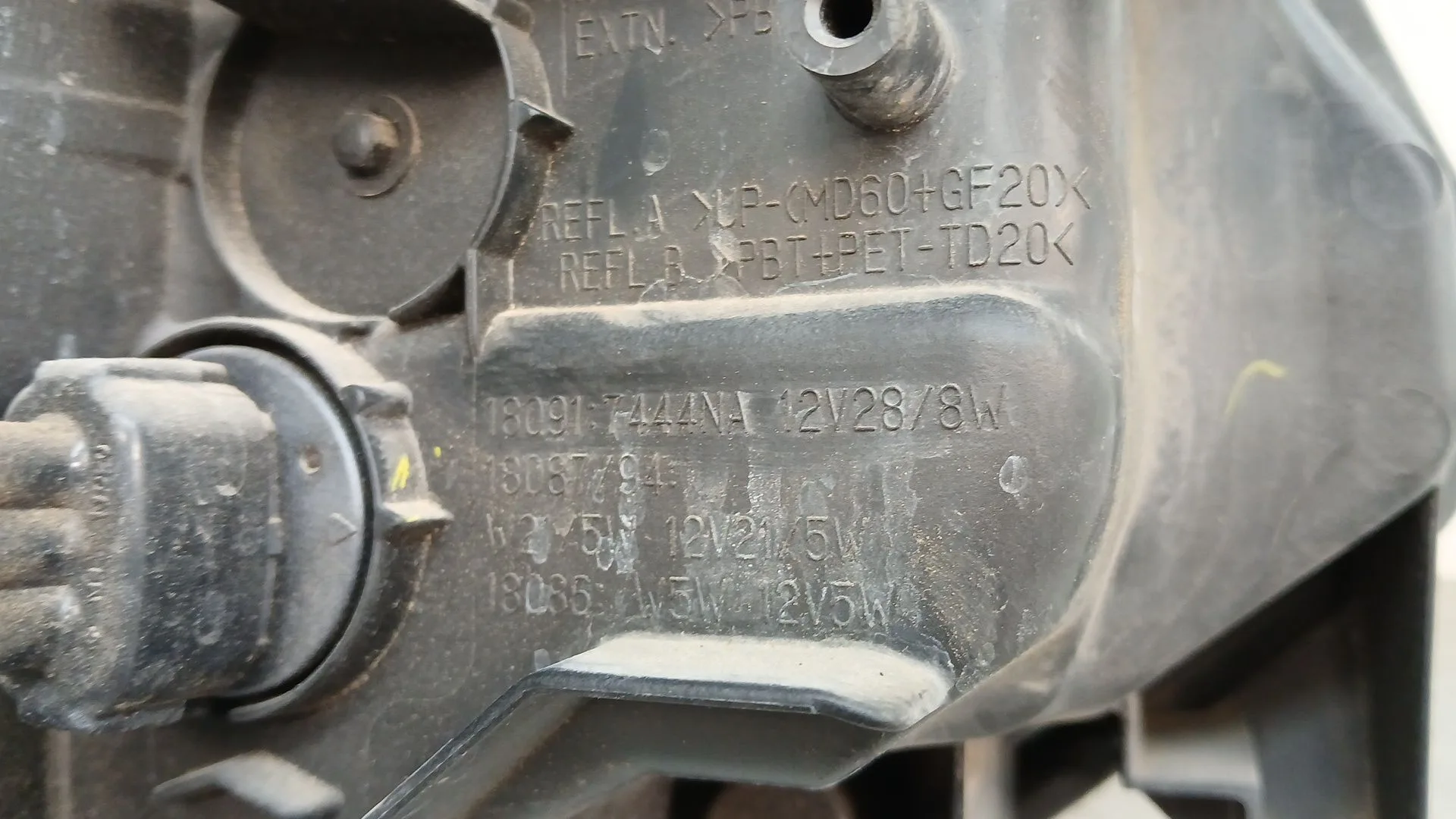 Faro Izquierdo para Honda Hr-V (Ru)