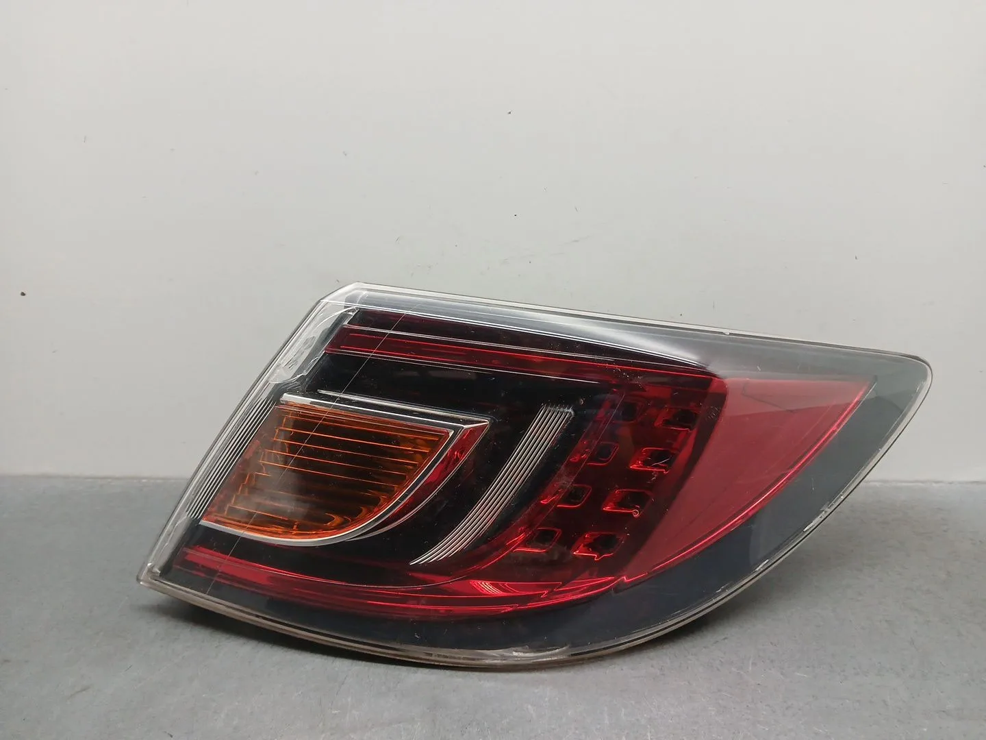 Piloto Trasero Derecho para Mazda 6 Sedan (Gh)