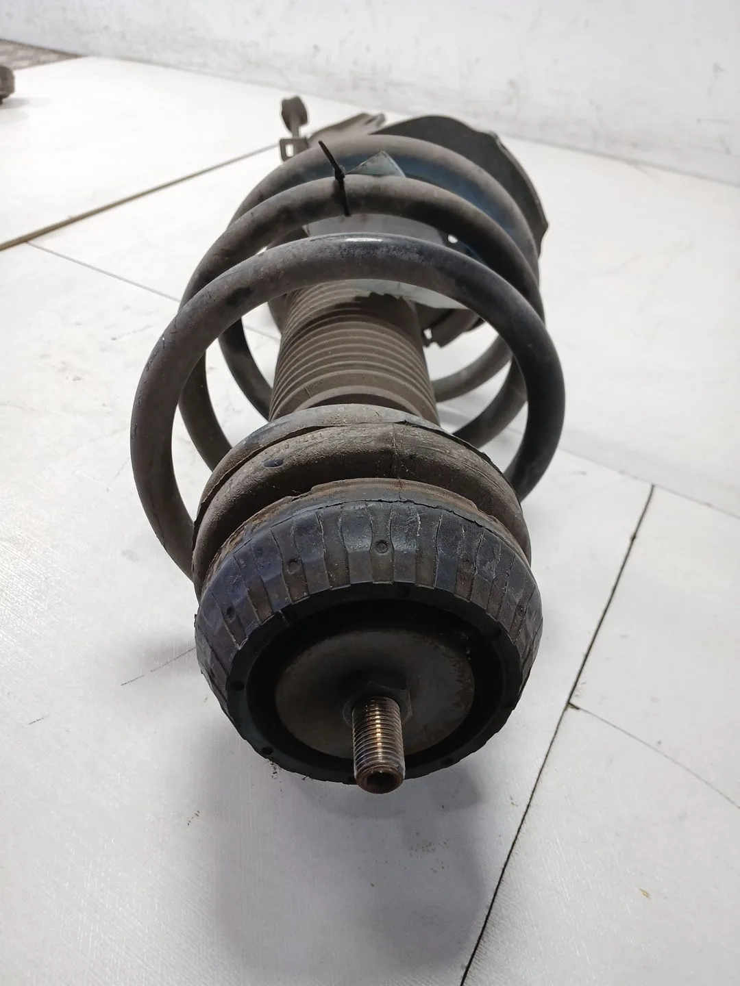 Amortiguador Delantero Derecho para Mercedes-Benz Vito Autobus (W639)