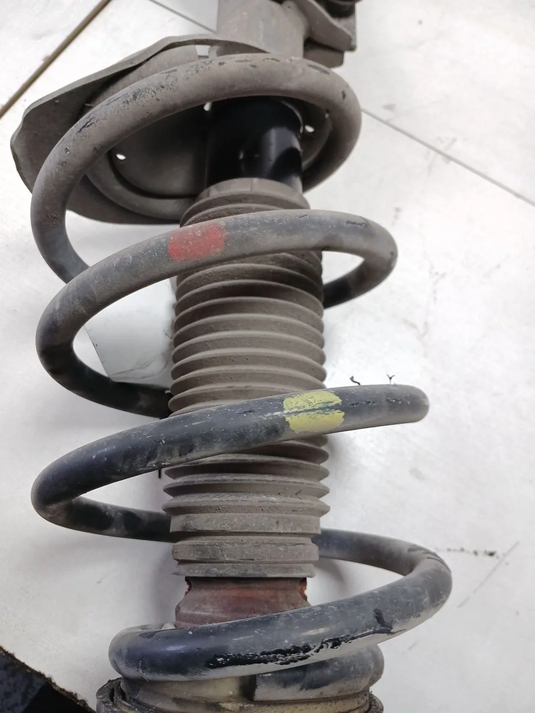 Amortiguador Delantero Derecho para Mercedes-Benz Vito Autobus (W639)