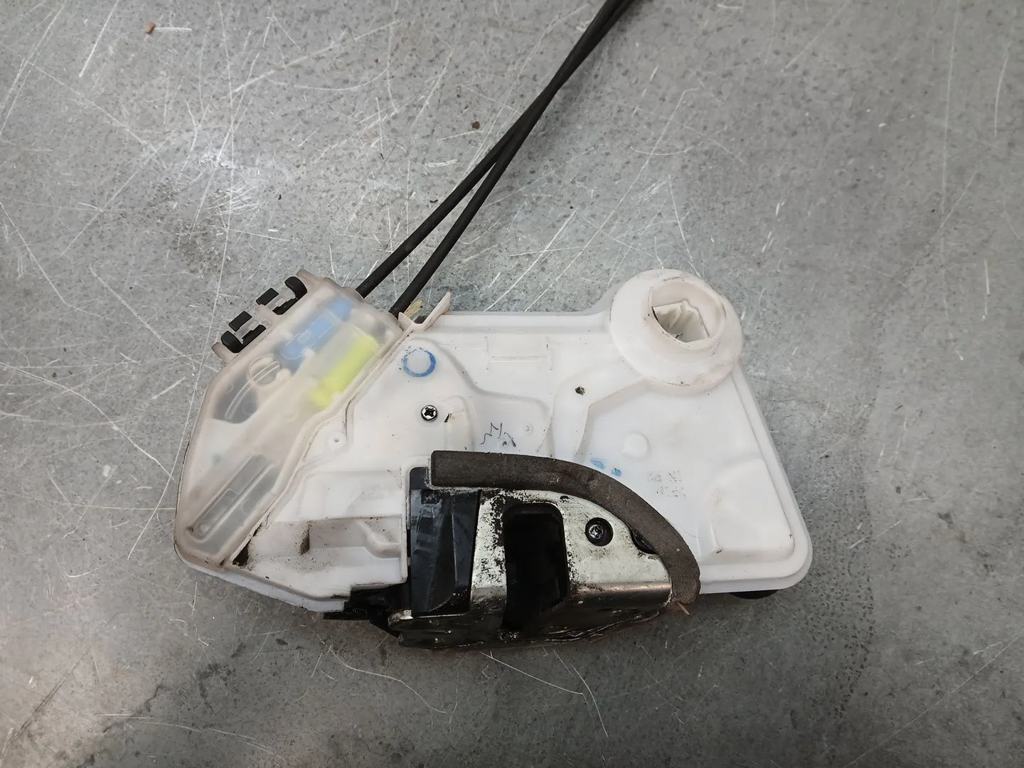 Cerradura Puerta Trasera Derecha para Peugeot 108