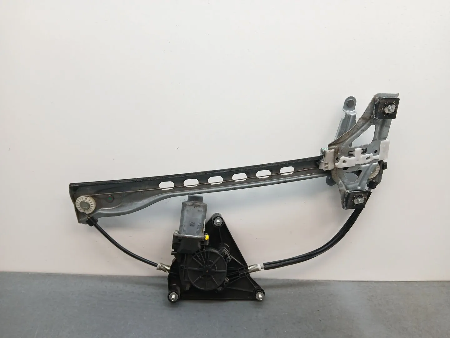 Elevalunas Delantero Derecho para Peugeot 108