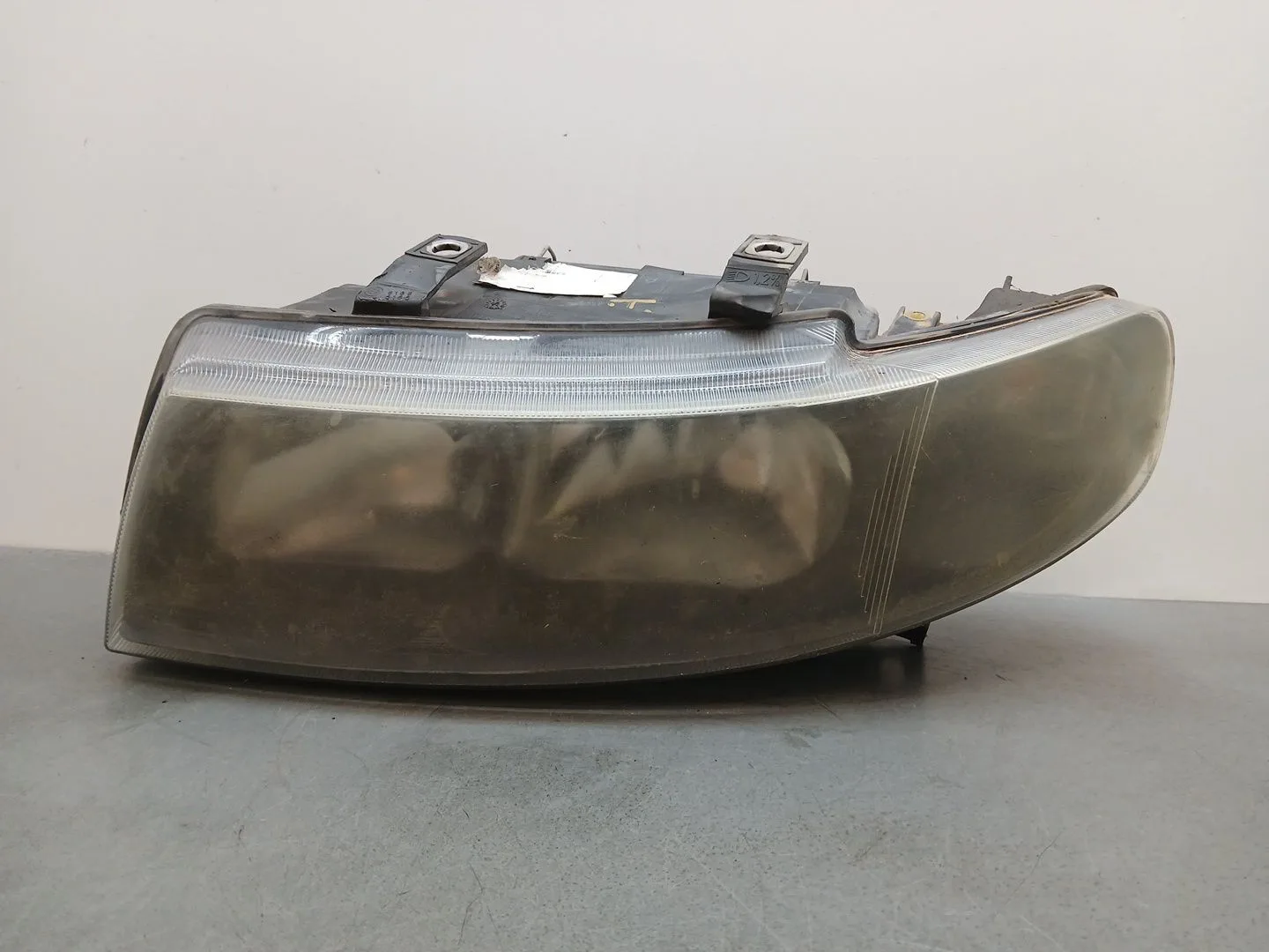 Faro Izquierdo para Seat Leon (1M1)