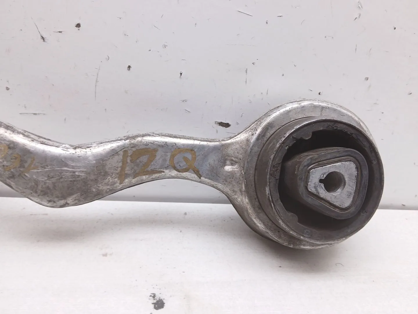 Brazo Suspension Superior Delantero Izquierdo para Bmw X1 (E84)