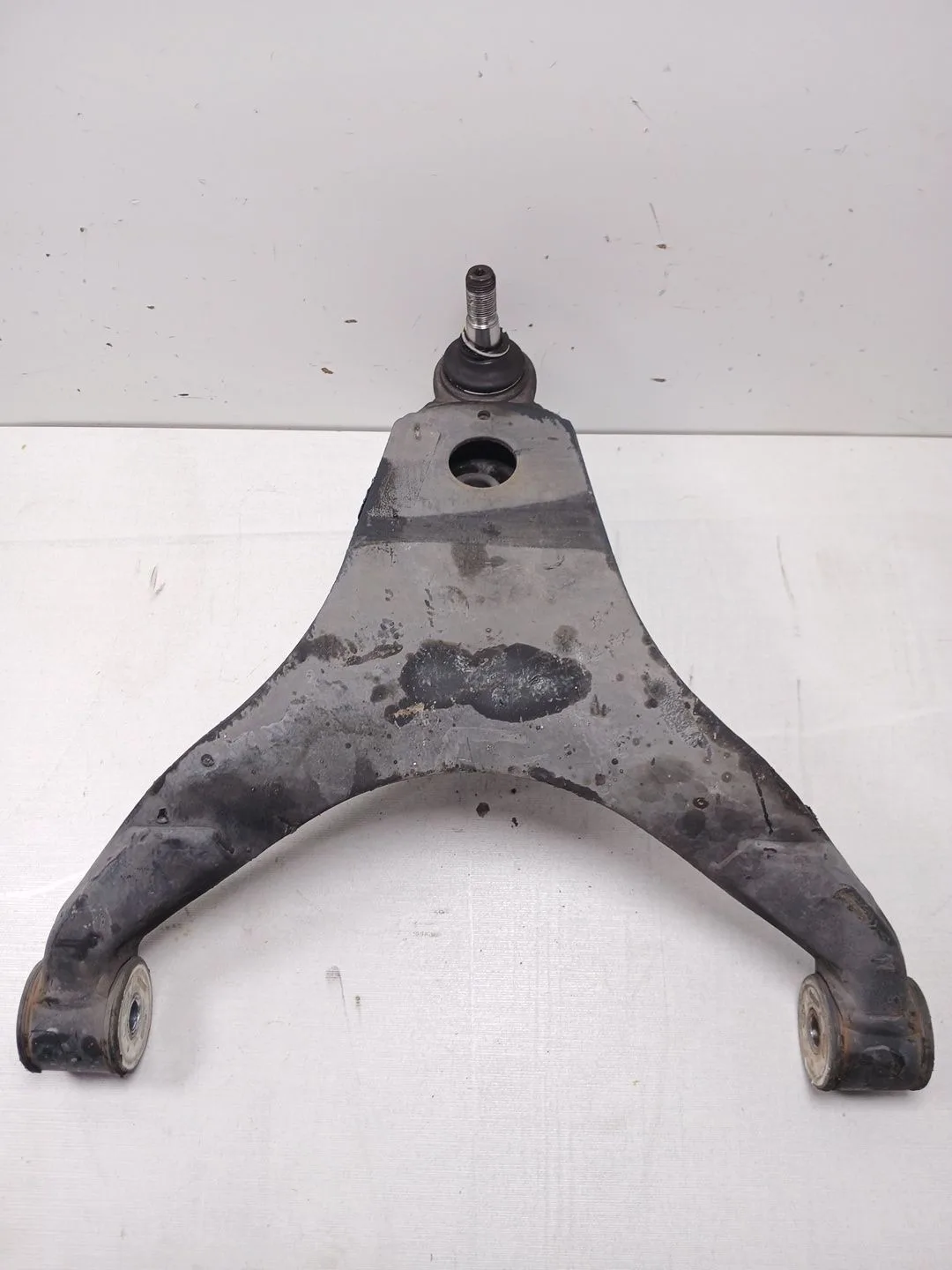 Brazo Suspension Inferior Delantero Izquierdo para Iveco Daily Vi Furgoneta