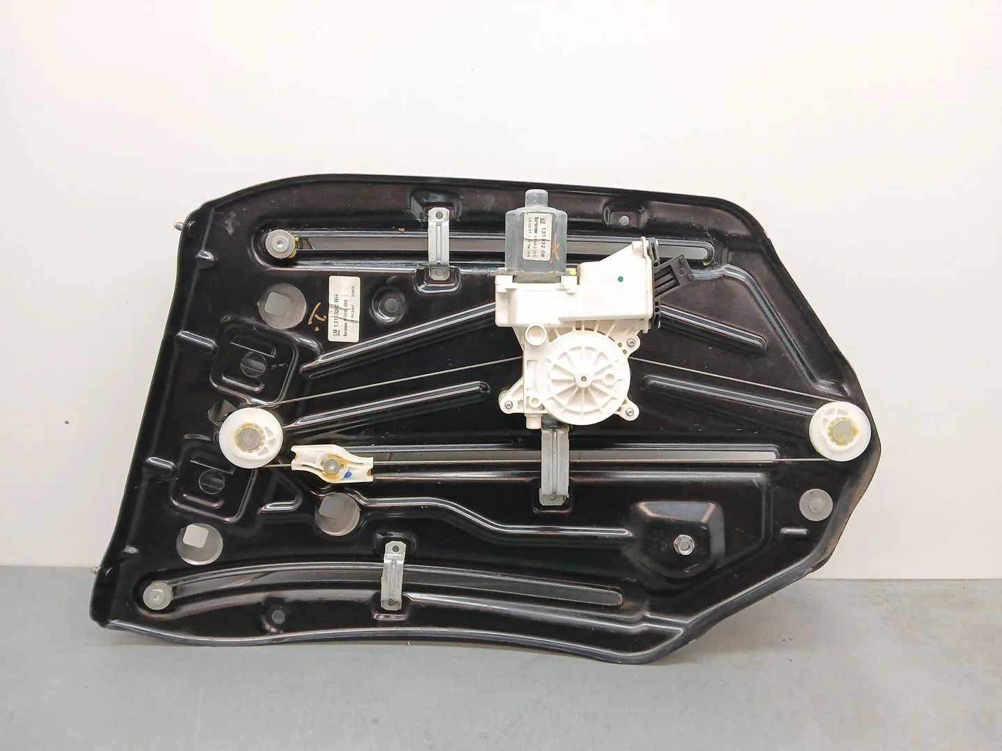 Elevalunas Trasero Derecho para Opel Astra Twin Top