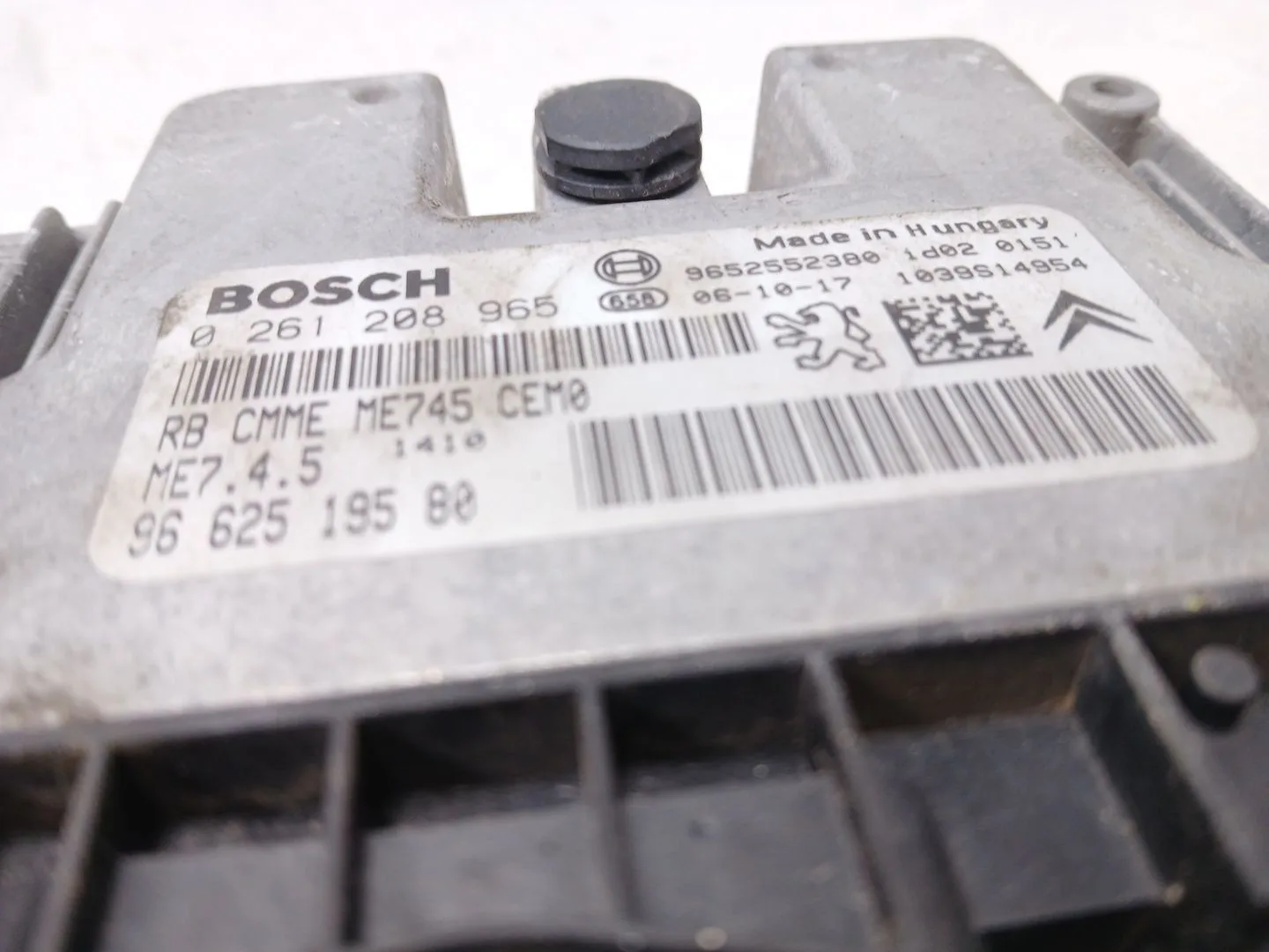 Centralita Motor Uce para Peugeot 207