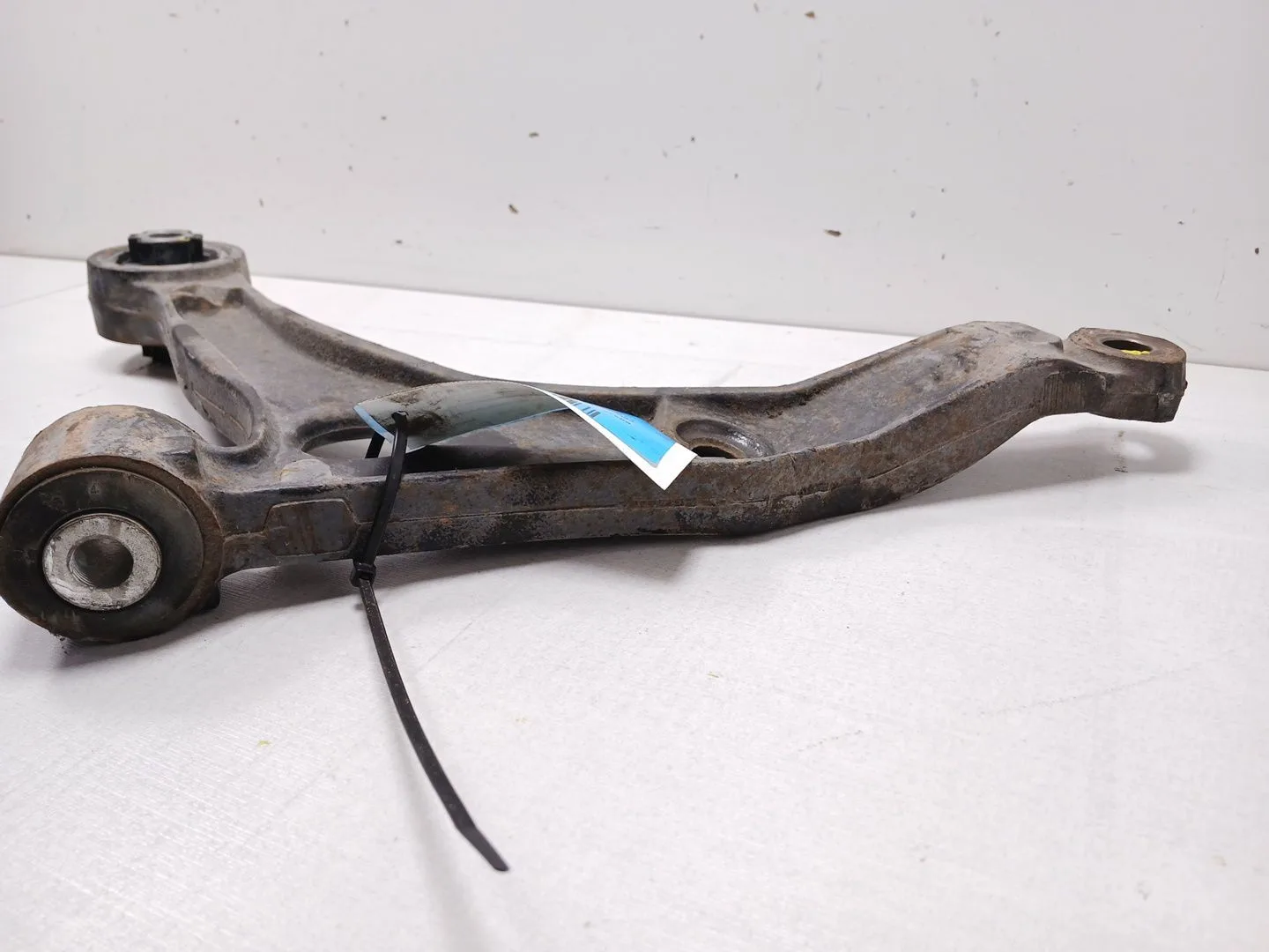 Brazo Suspension Inferior Delantero Izquierdo para Peugeot Boxer Caja Cerrada (Bat. 3450) (333)
