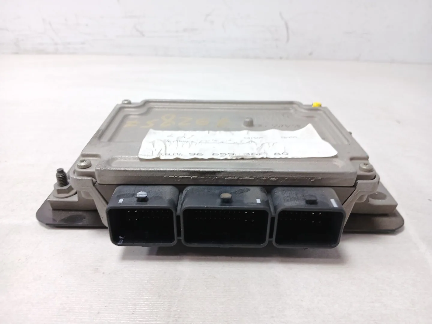 Centralita Motor Uce para Citroën C4 Berlina