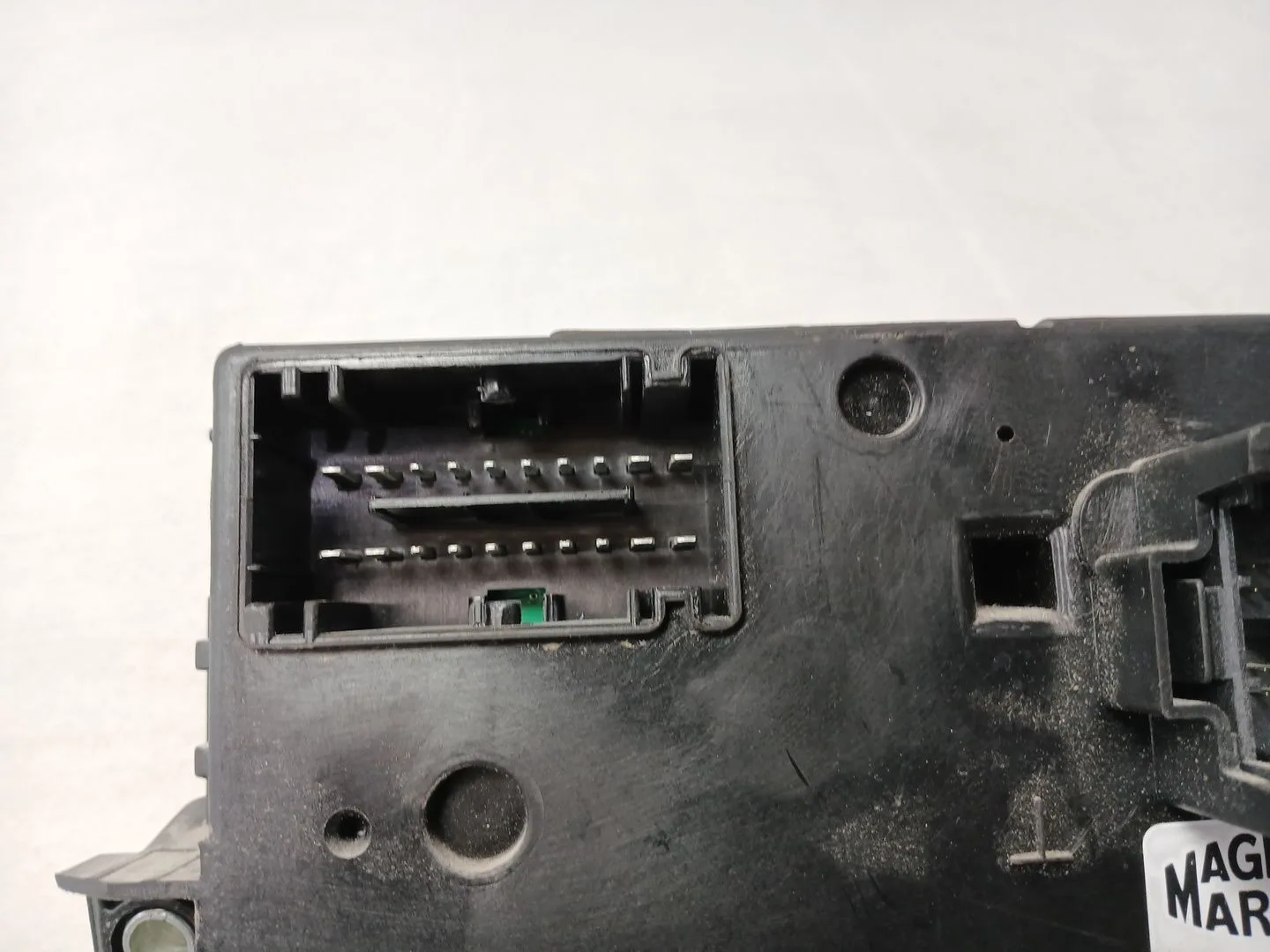 Caja Reles / Fusibles para Peugeot Boxer Caja Cerrada (Bat. 3450) (333)