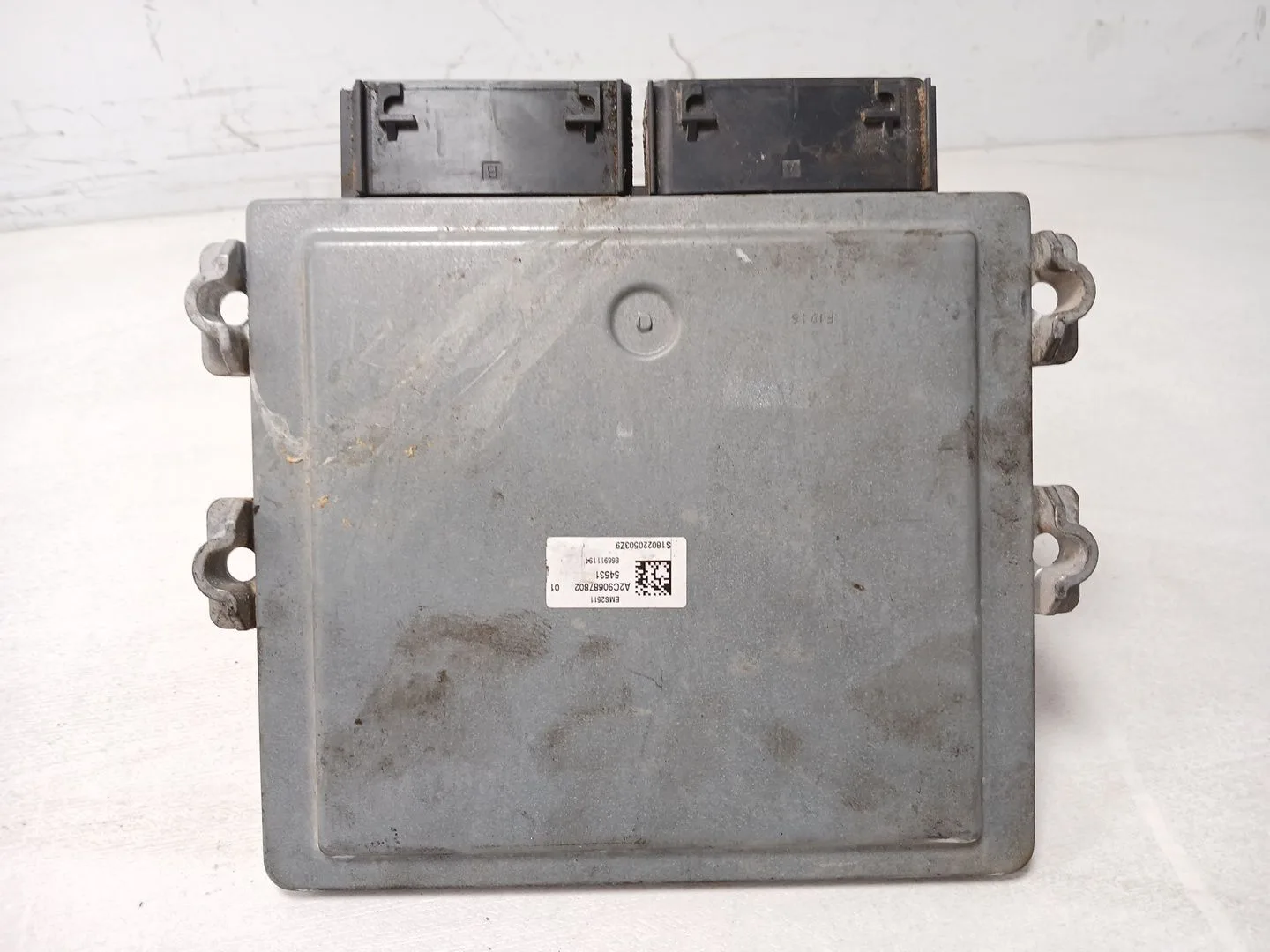 Centralita Motor Uce para Ford Focus Lim.