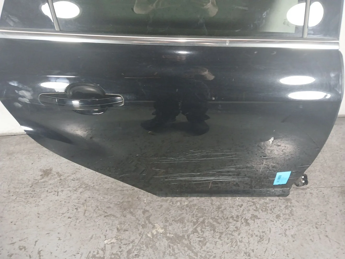 Puerta Trasera Derecha para Ford Focus Lim.