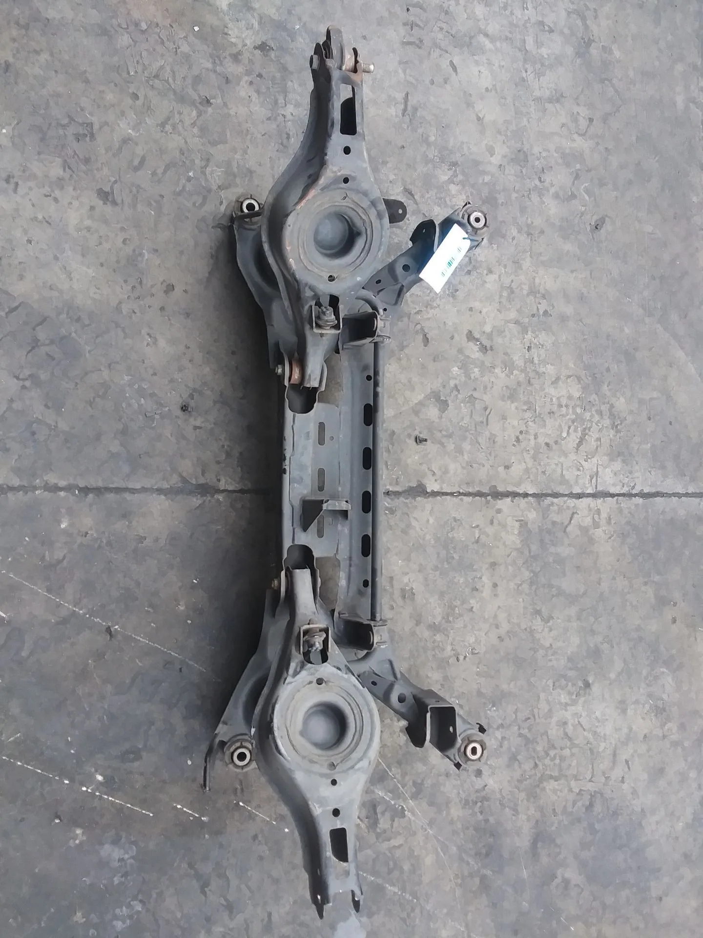 Puente Trasero para Mazda 6 Lim. (Gh)