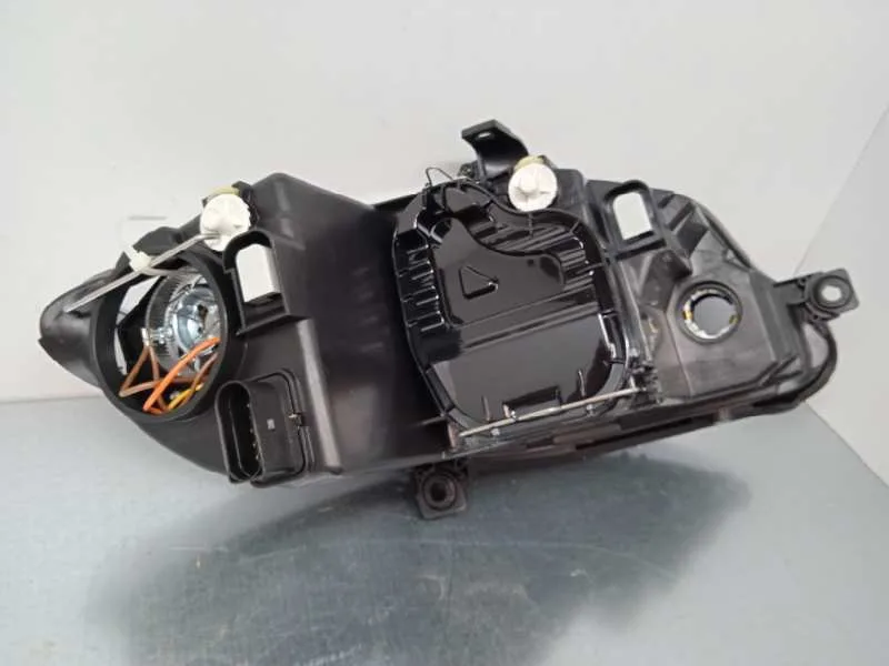 Faro Izquierdo para Seat Leon (1P1)