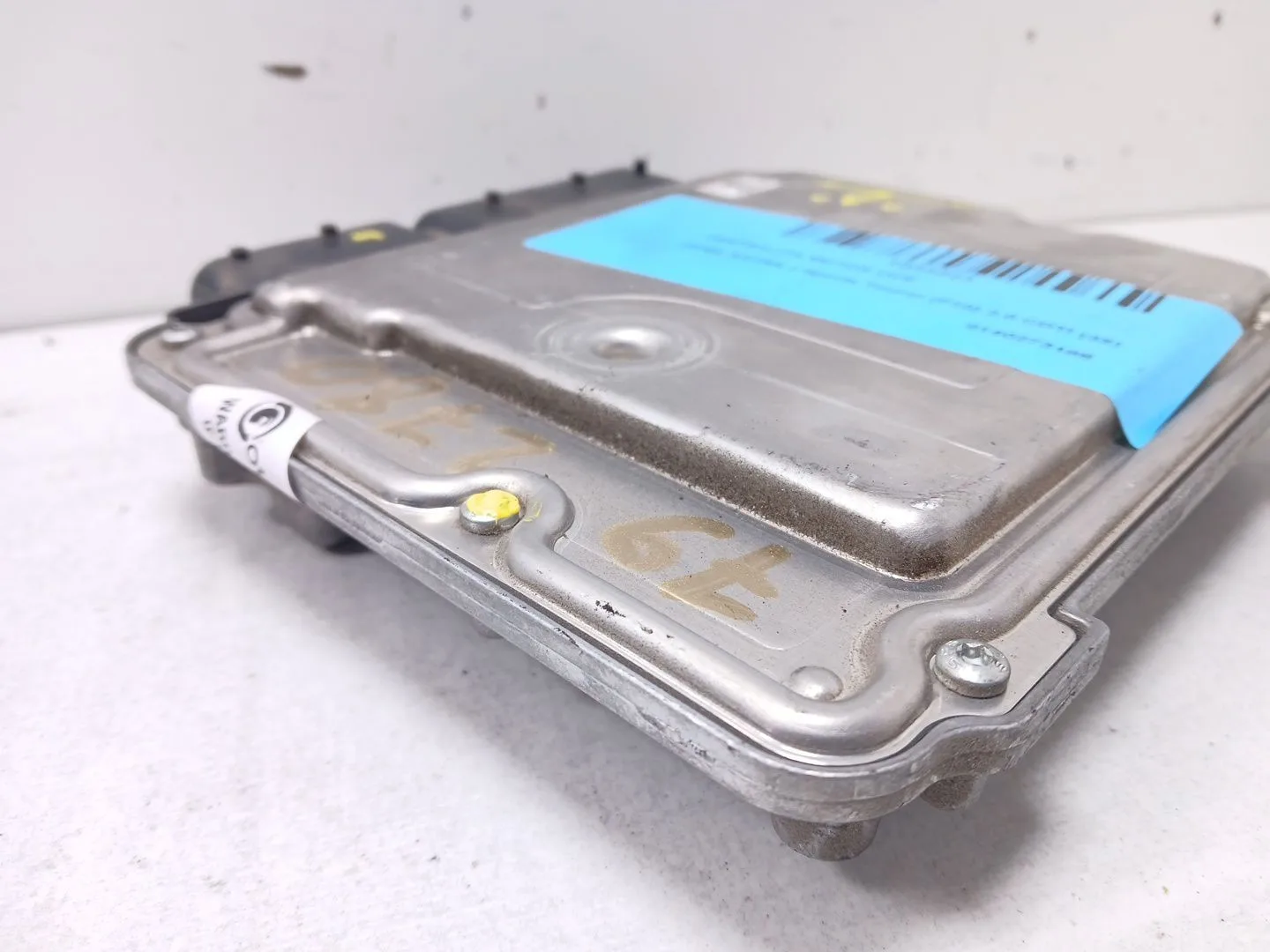 Centralita Motor Uce para Opel Astra J Sports Tourer (P10)