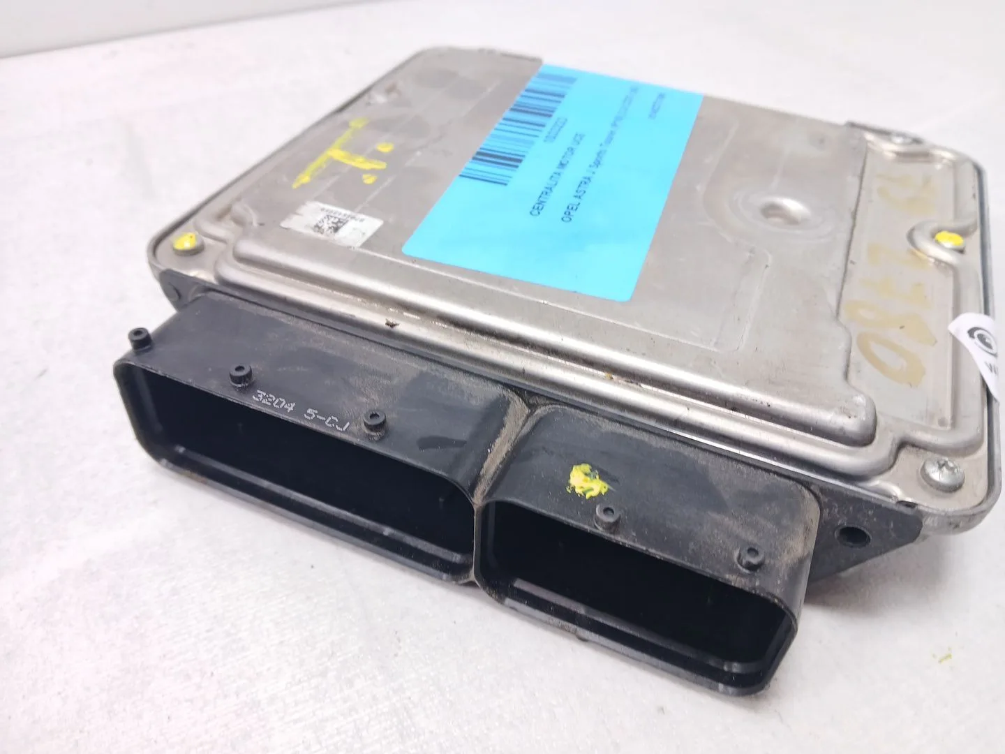 Centralita Motor Uce para Opel Astra J Sports Tourer (P10)