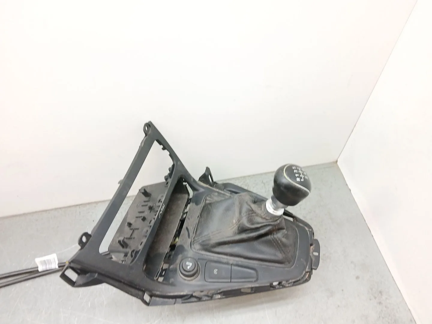 Palanca Cambio para Ford Focus Lim. (Cb8)