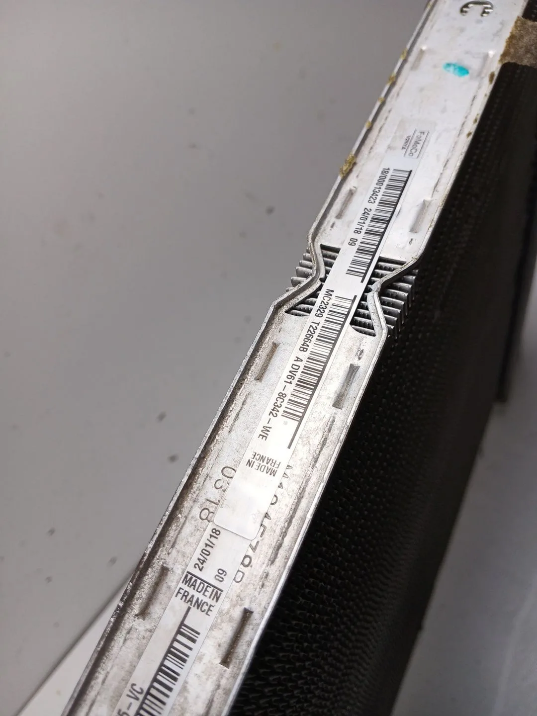 Radiador Agua para Ford Focus Lim. (Cb8)