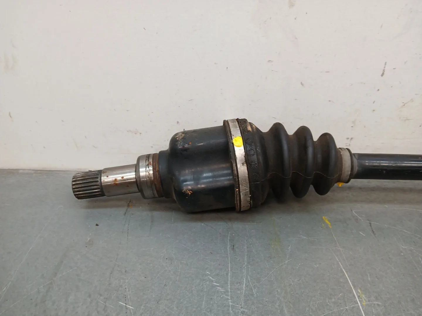 Transmision Delantera Izquierda para Peugeot 108