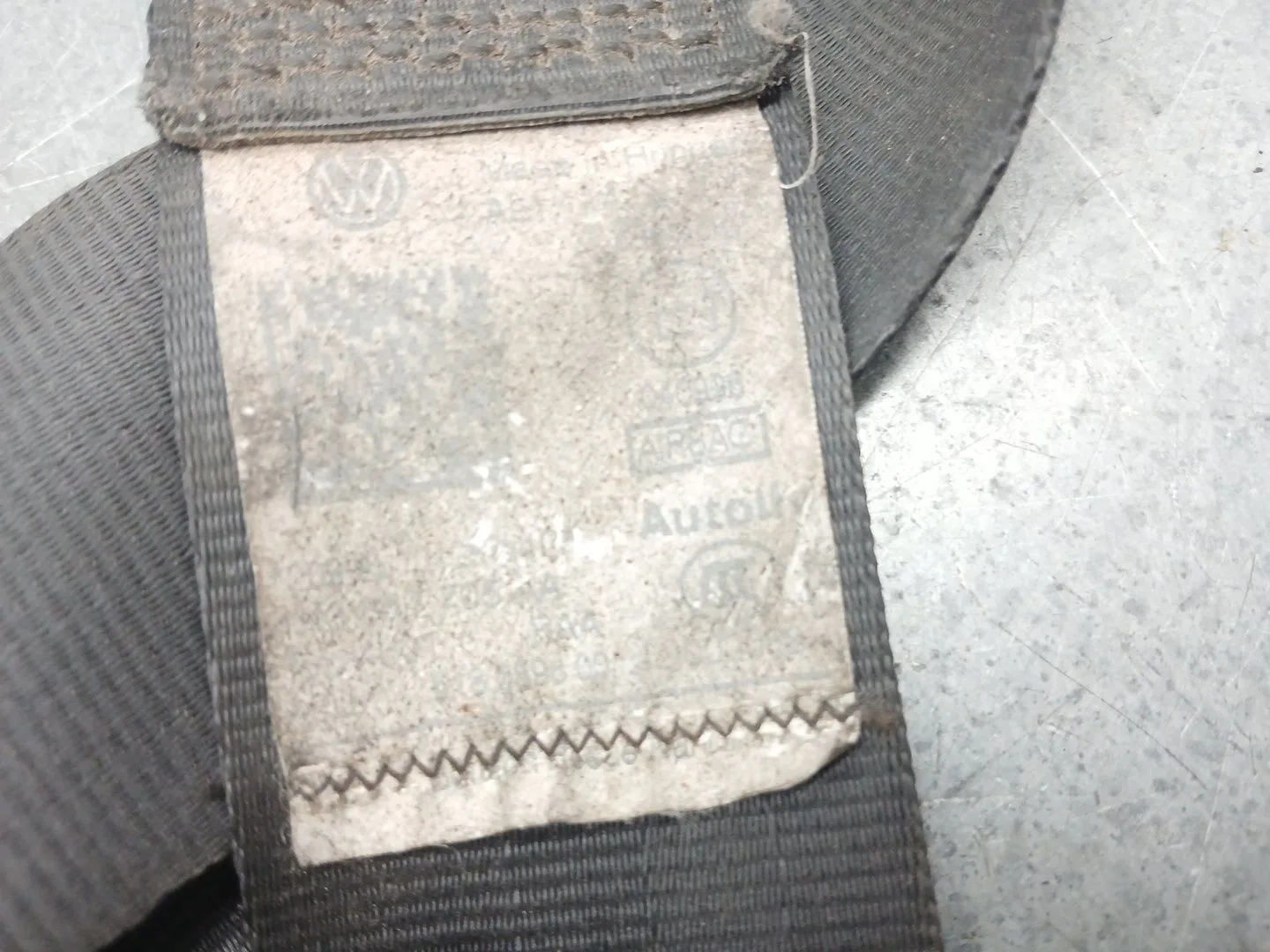 Pretensor Airbag Izquierdo para Volkswagen Golf Vi (5K1)
