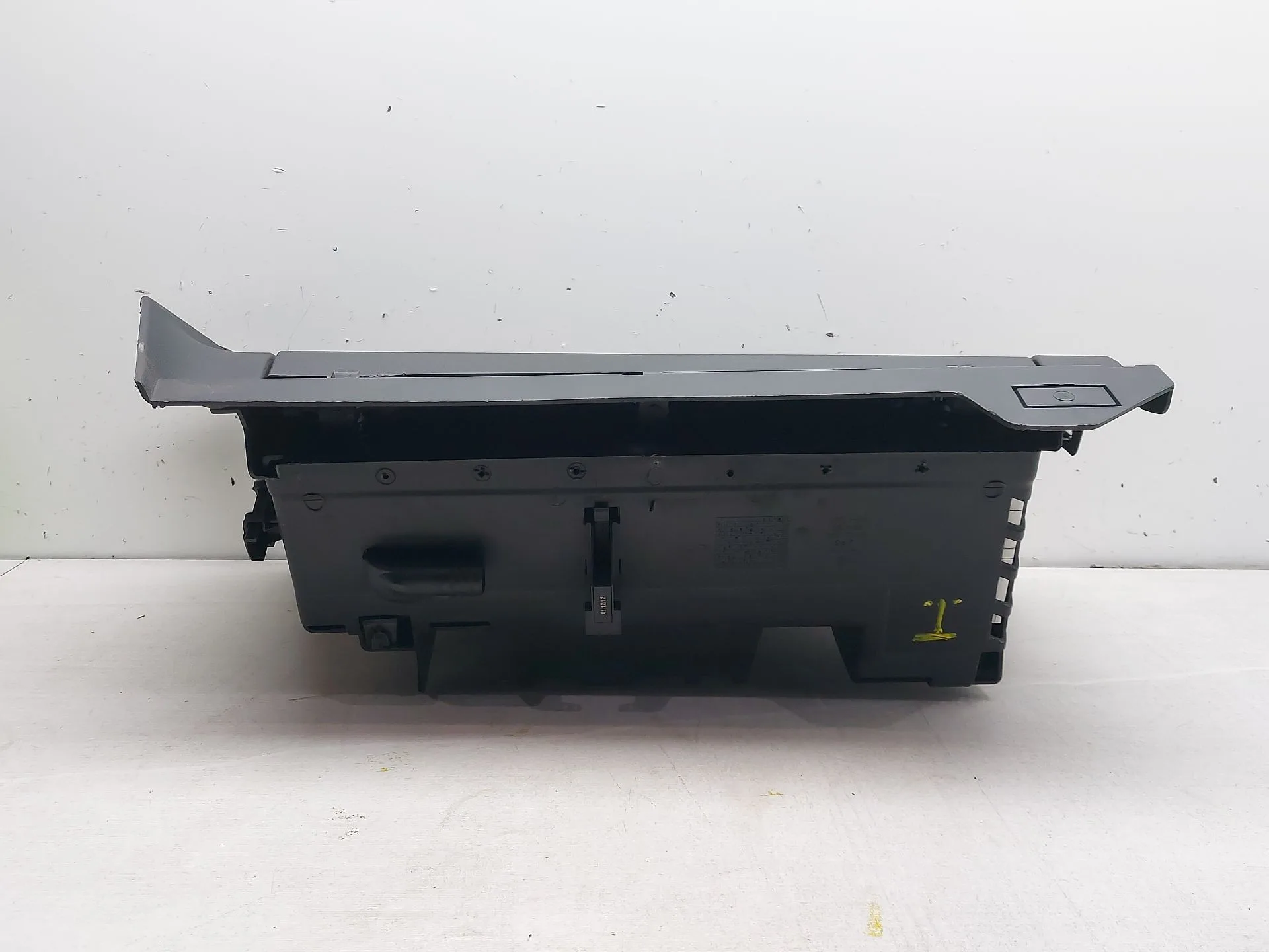 Guantera para Volkswagen Golf Vi (5K1)
