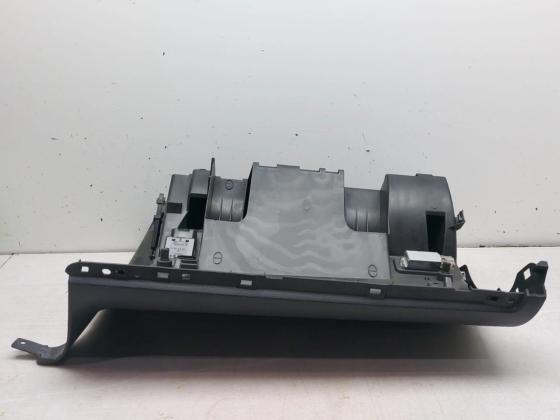 Guantera para Volkswagen Golf Vi (5K1)