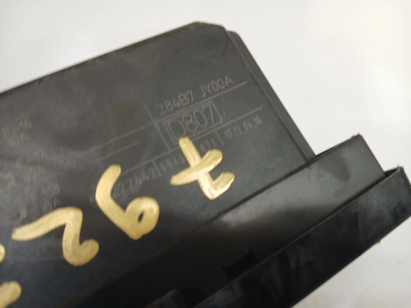 Caja Reles / Fusibles para Renault Koleos I (Hy_)
