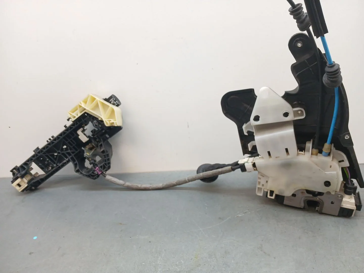 Cerradura Puerta Trasera Derecha para Mercedes-Benz Clase E (W212) Lim.