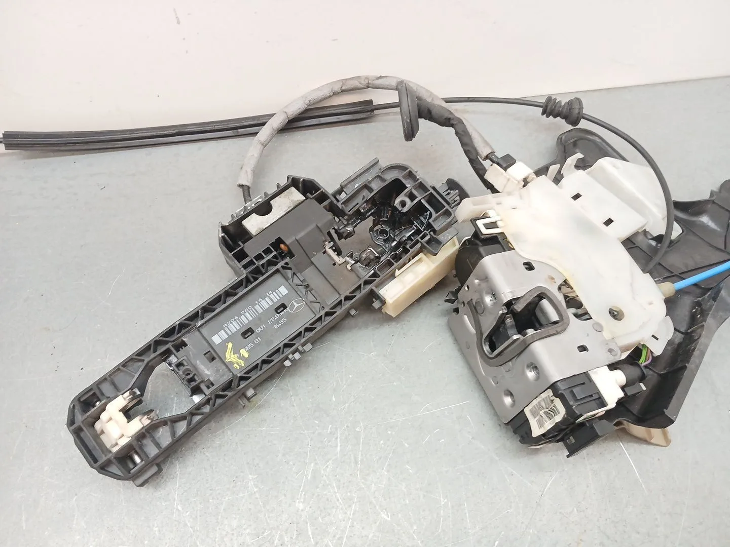 Cerradura Puerta Trasera Derecha para Mercedes-Benz Clase E (W212) Lim.