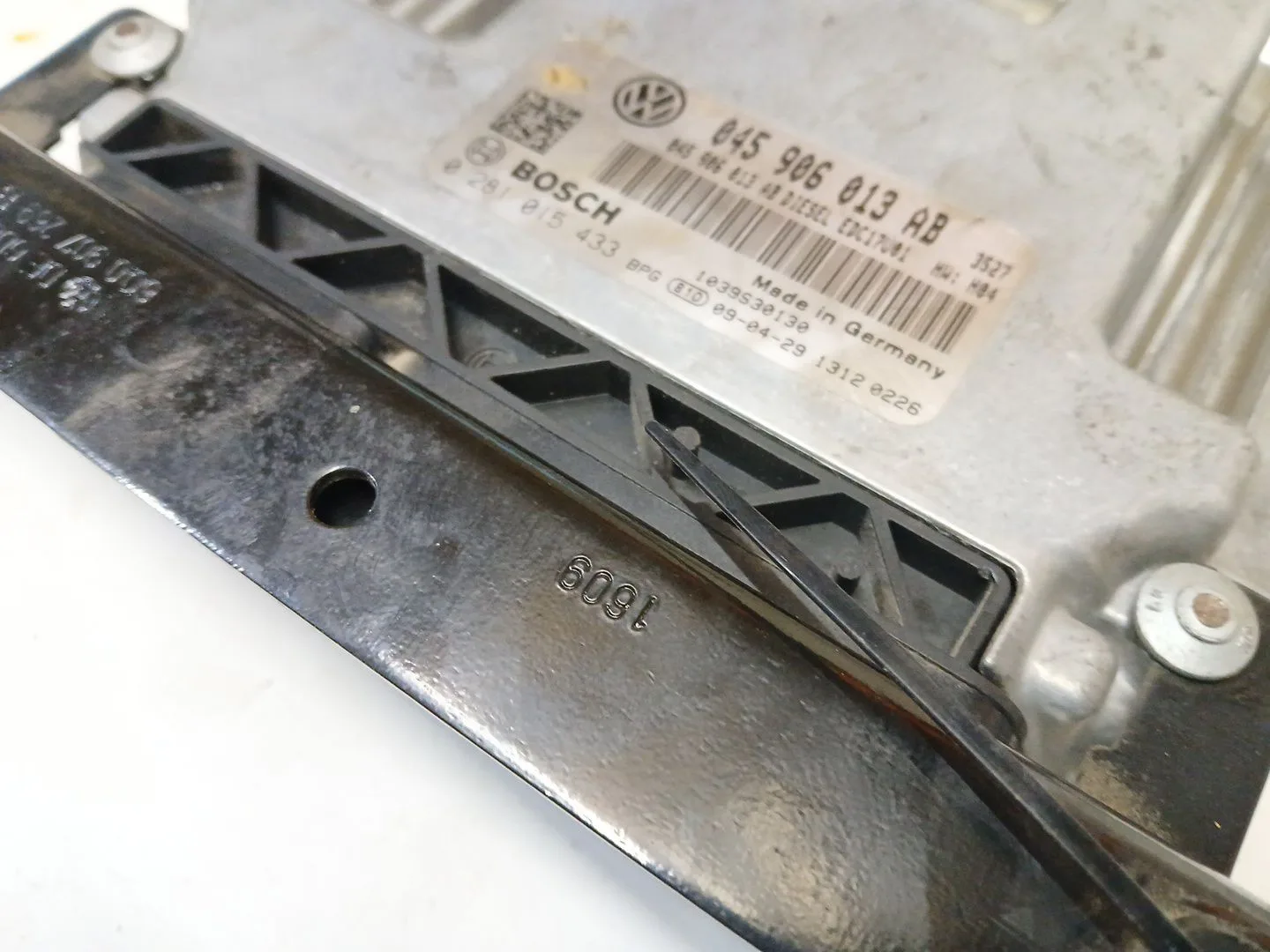Centralita Motor Uce para Seat Ibiza (6J5)