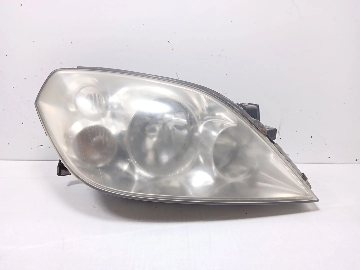 Faro Derecho para Nissan Primera (P12)