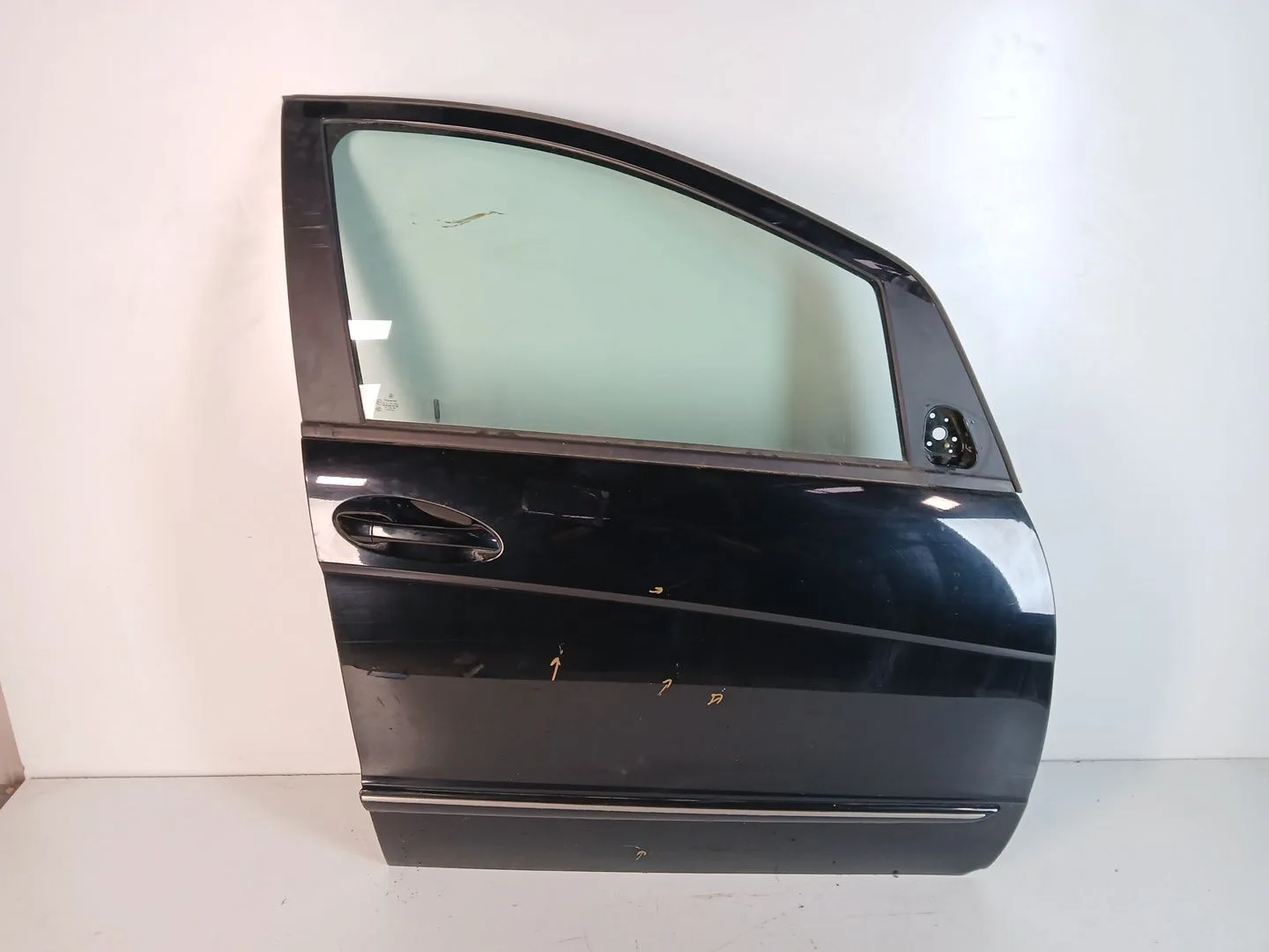 Puerta Delantera Derecha para Mercedes-Benz Clase A (W169)