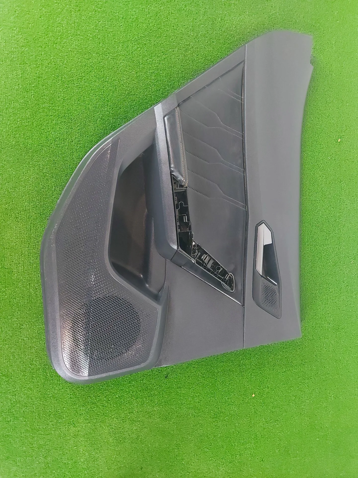 Guarnecido Puerta Trasera Izquierda para Cupra Formentor (Km7, Kmp)