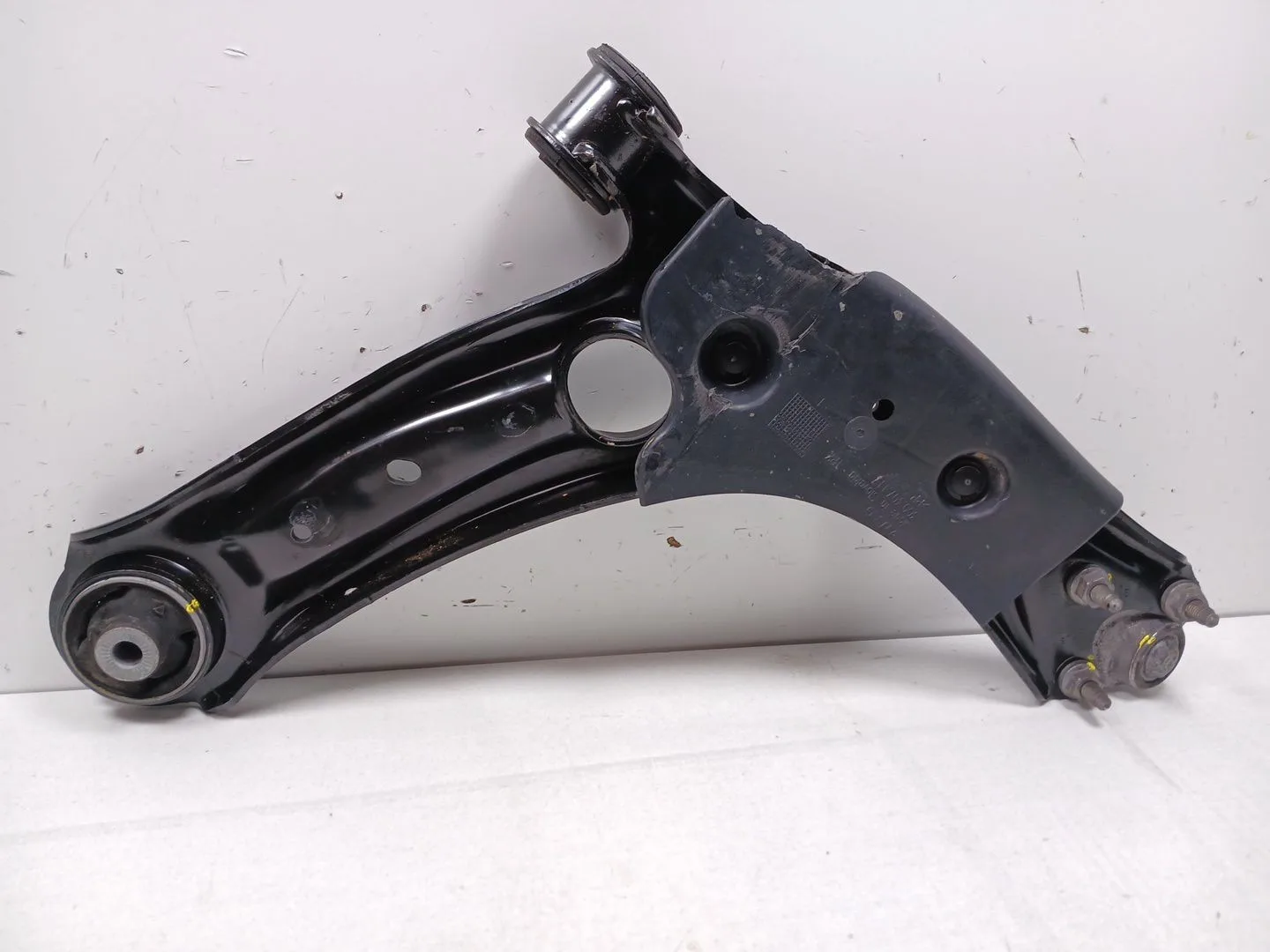 Brazo Suspension Inferior Delantero Izquierdo para Cupra Formentor (Km7, Kmp)