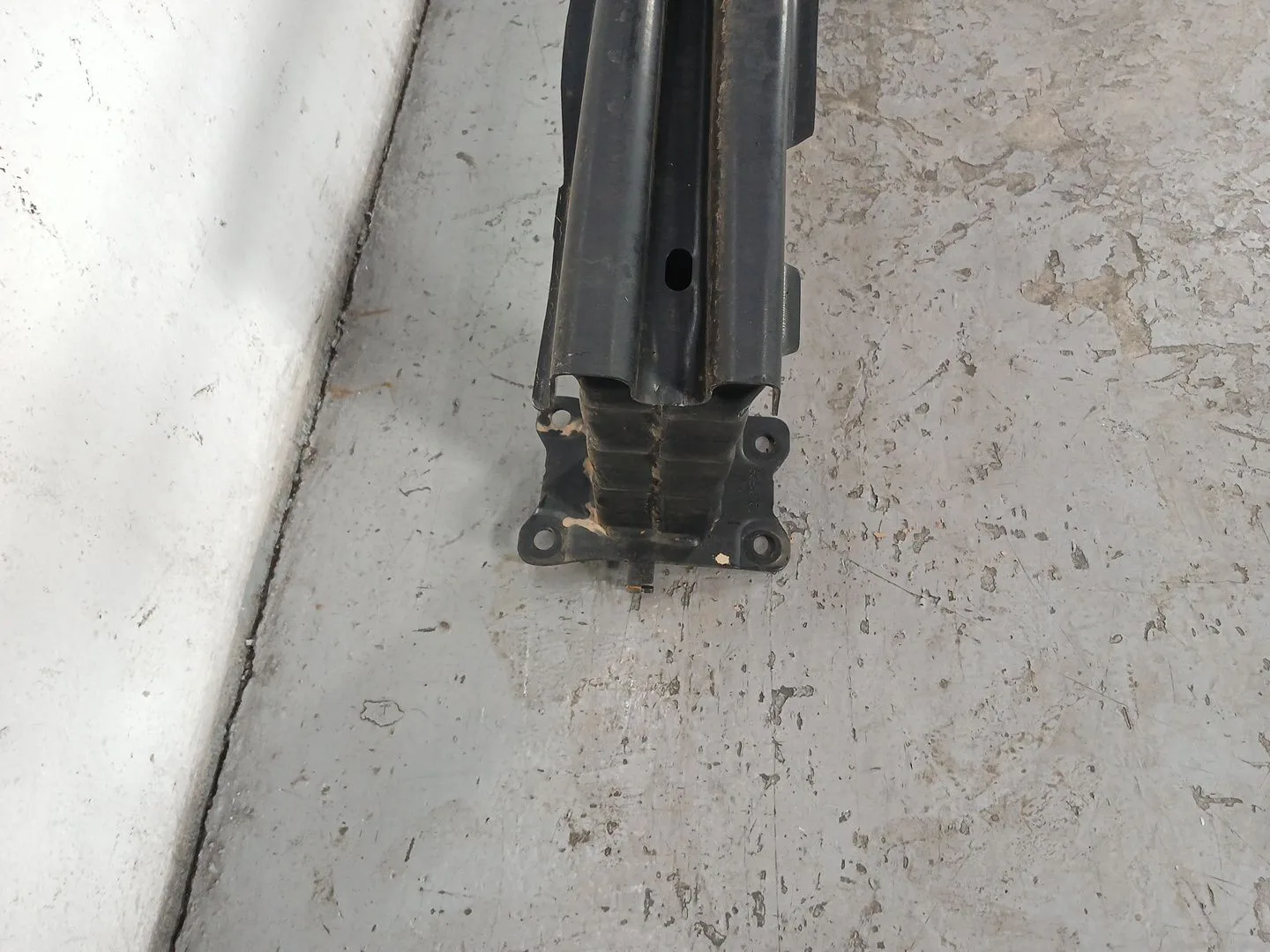 Refuerzo Paragolpes Trasero para Cupra Formentor (Km7, Kmp)