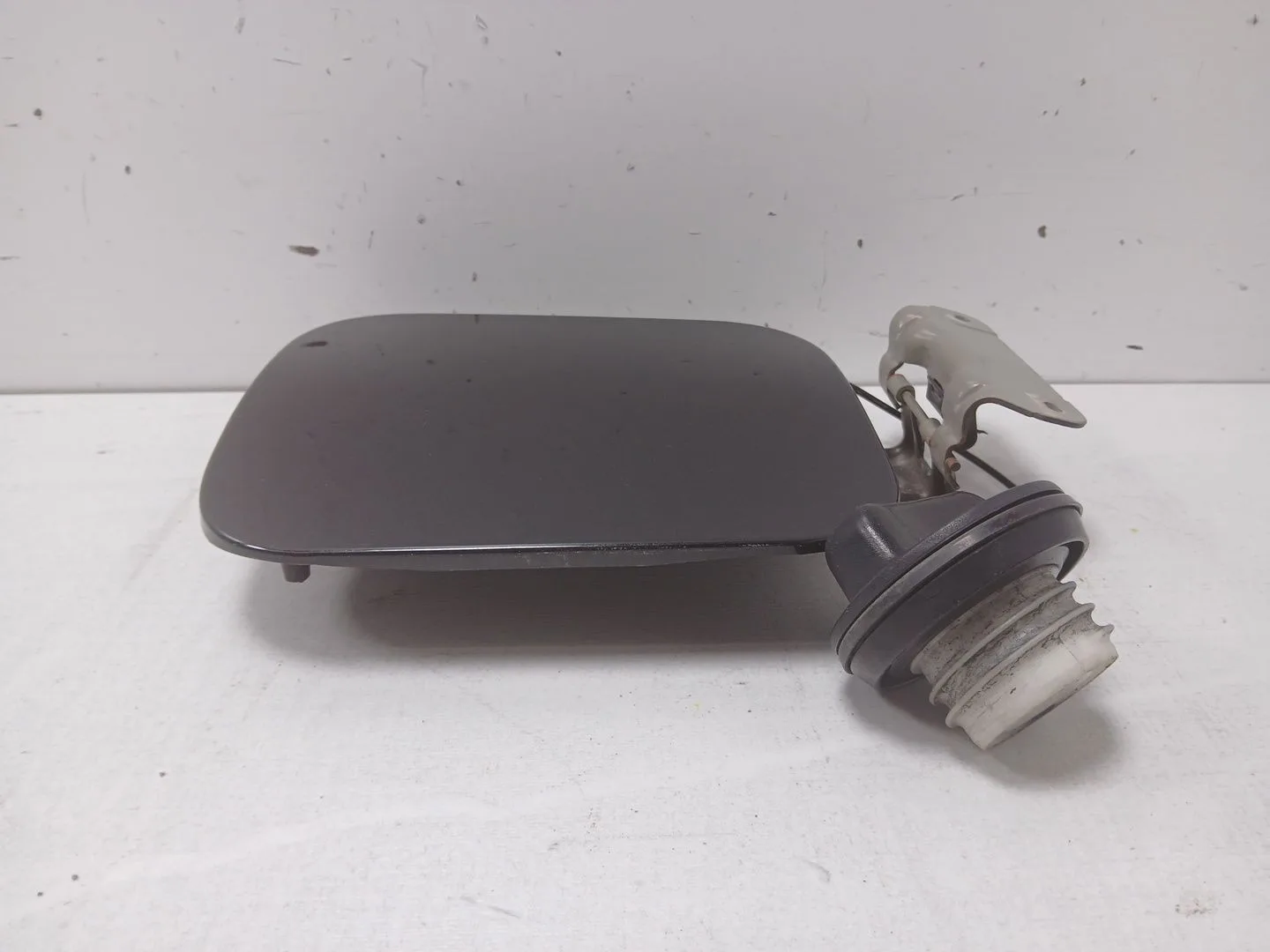 Tapa Exterior Combustible para Nissan Qashqai (J10)