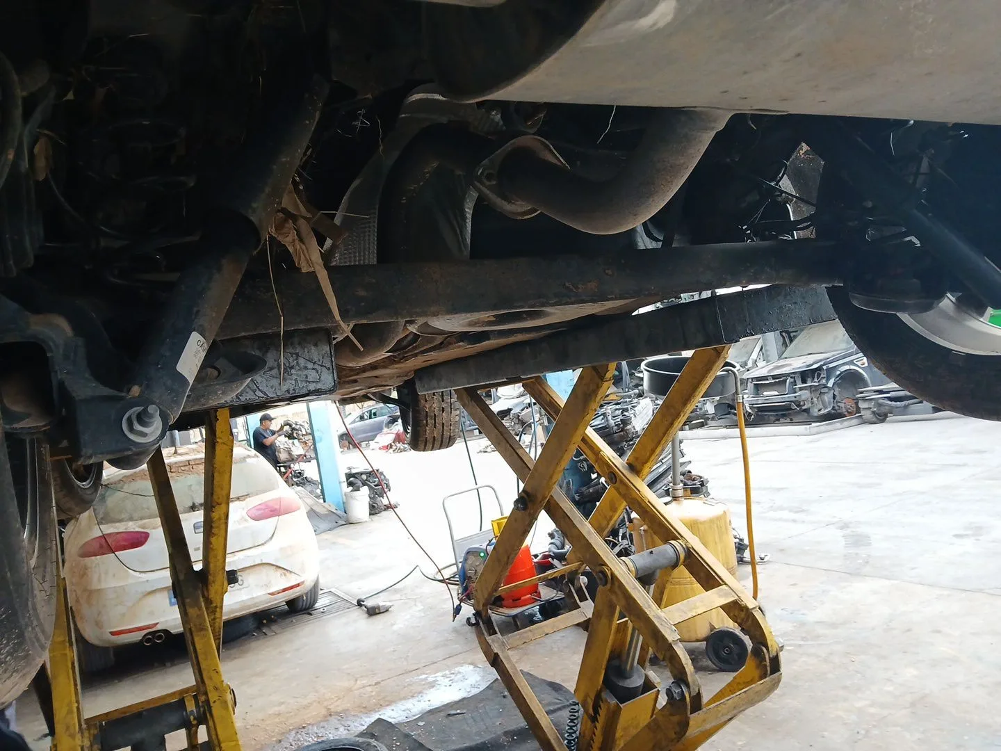 Puente Trasero para Nissan Qashqai Ii (J11, J11_)