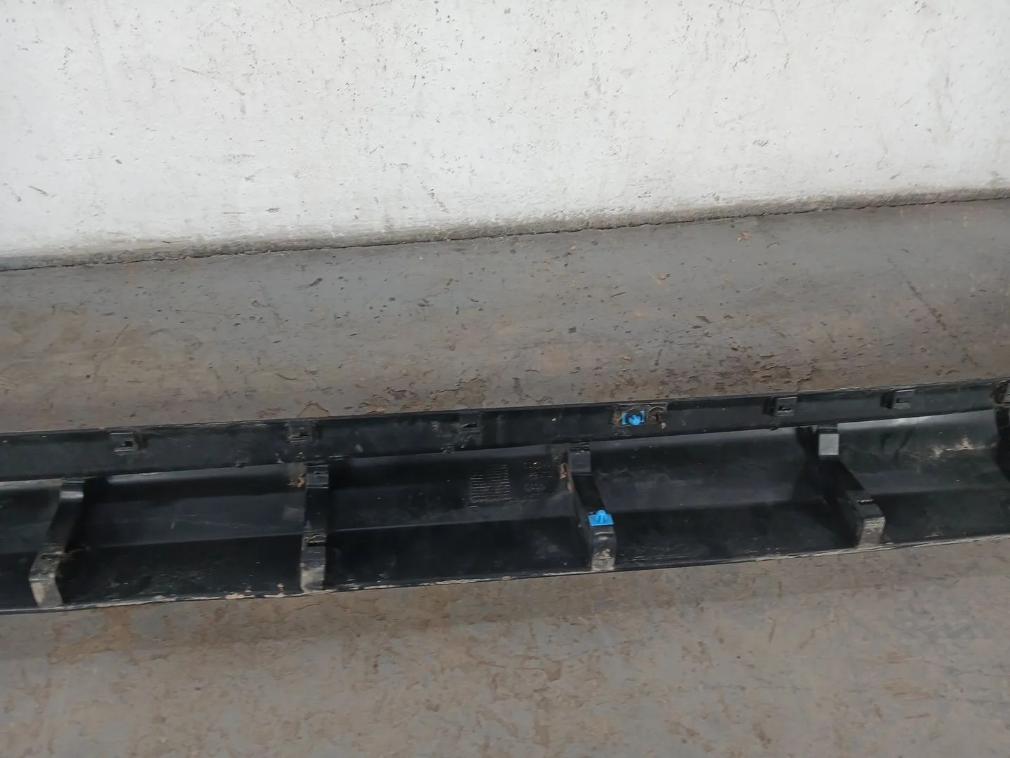 Faldon Lateral para Jeep Compass (Mp, M6, Mv, M7)