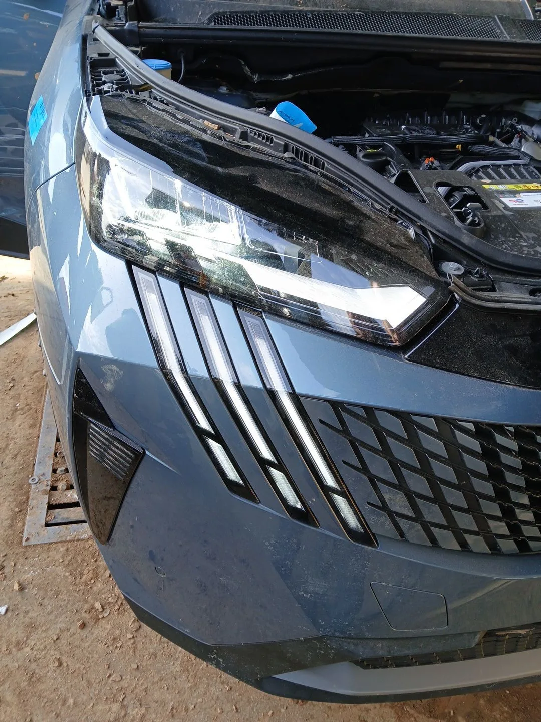 Faro Derecho para Peugeot 3008 Iii Hybrid Motor Hn09