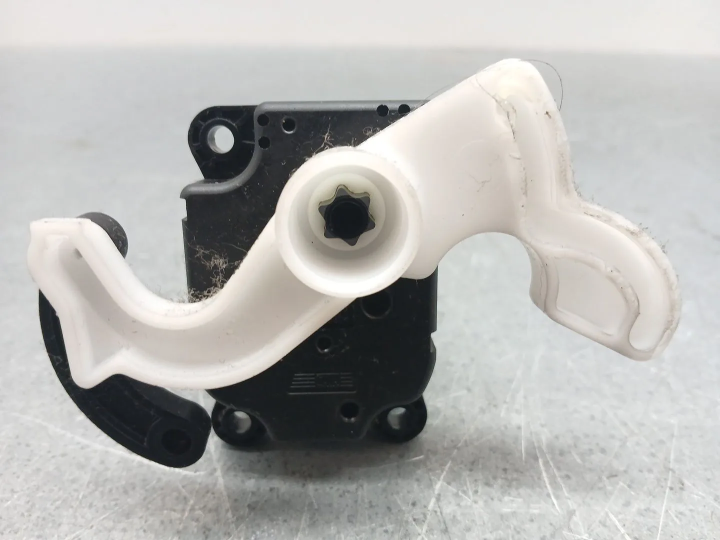 Motor Apertura Trampillas Climatizador para Opel Astra J Sports Tourer (P10)