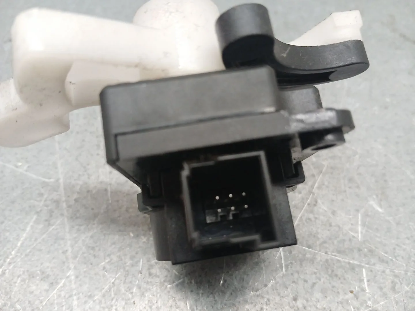 Motor Apertura Trampillas Climatizador para Opel Astra J Sports Tourer (P10)