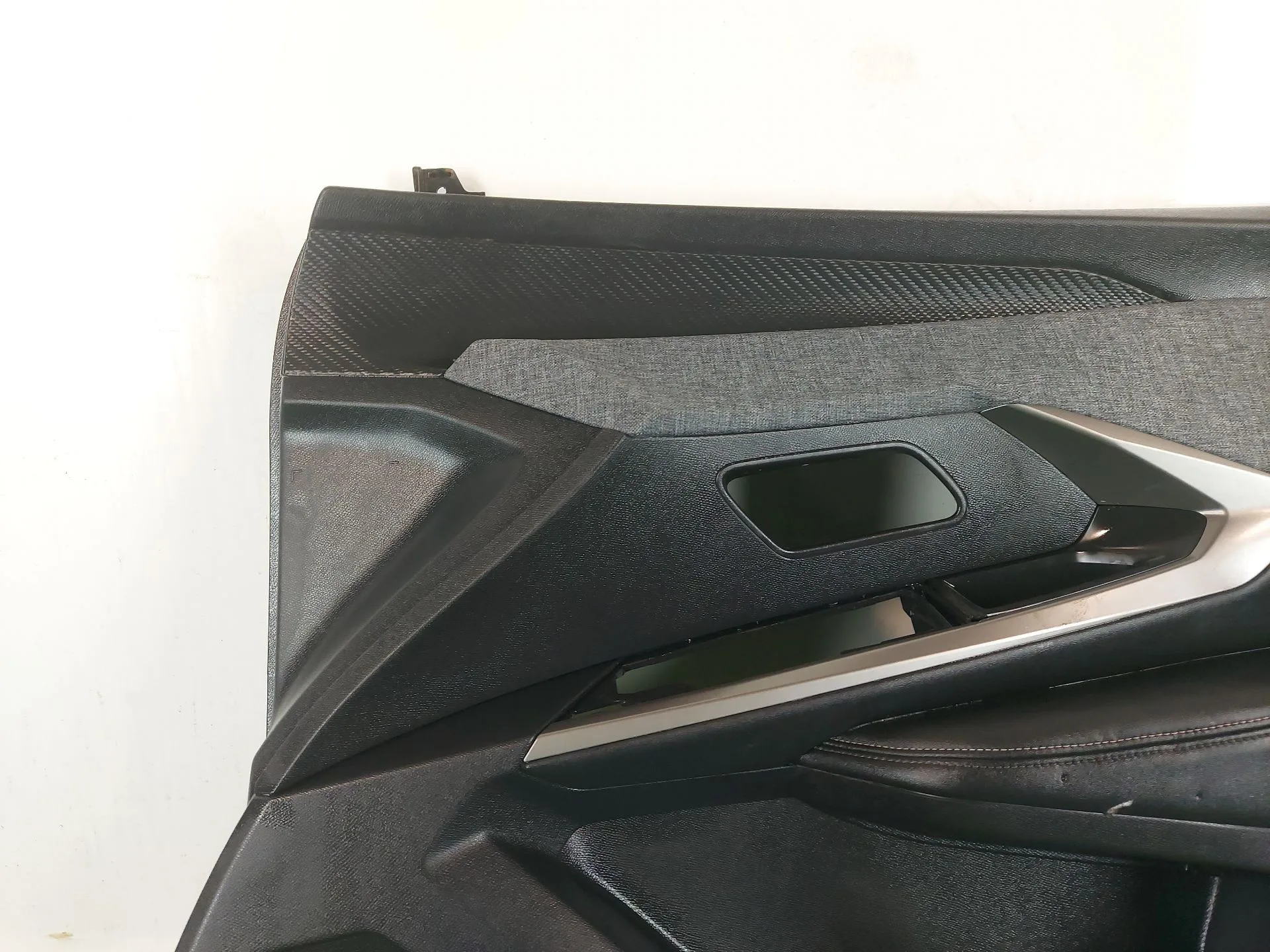 Guarnecido Puerta Delantera Derecha para Peugeot 3008 Iii Hybrid Motor Hn09