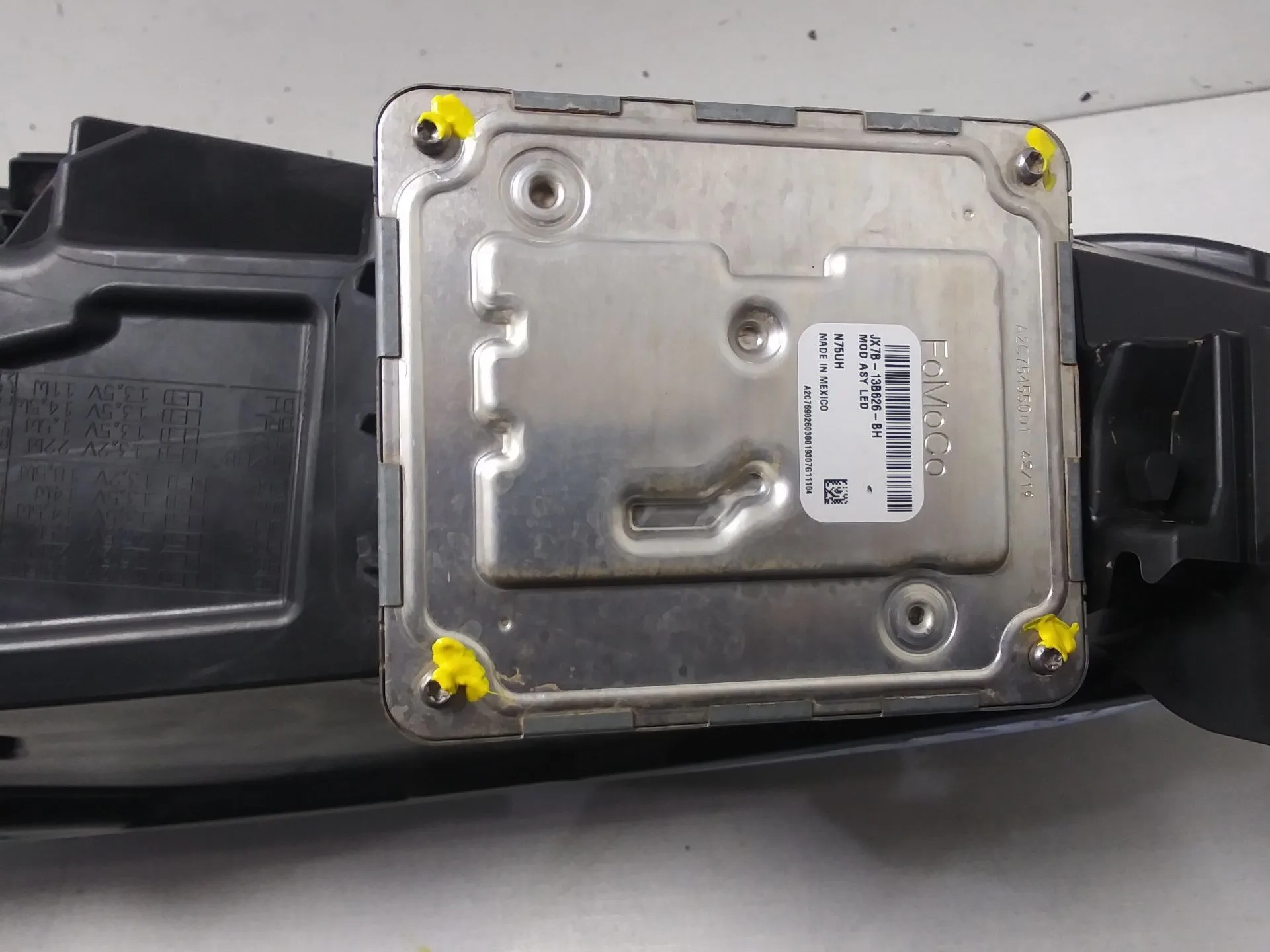 Faro Derecho para Ford Focus Iv Turnier (Hp)
