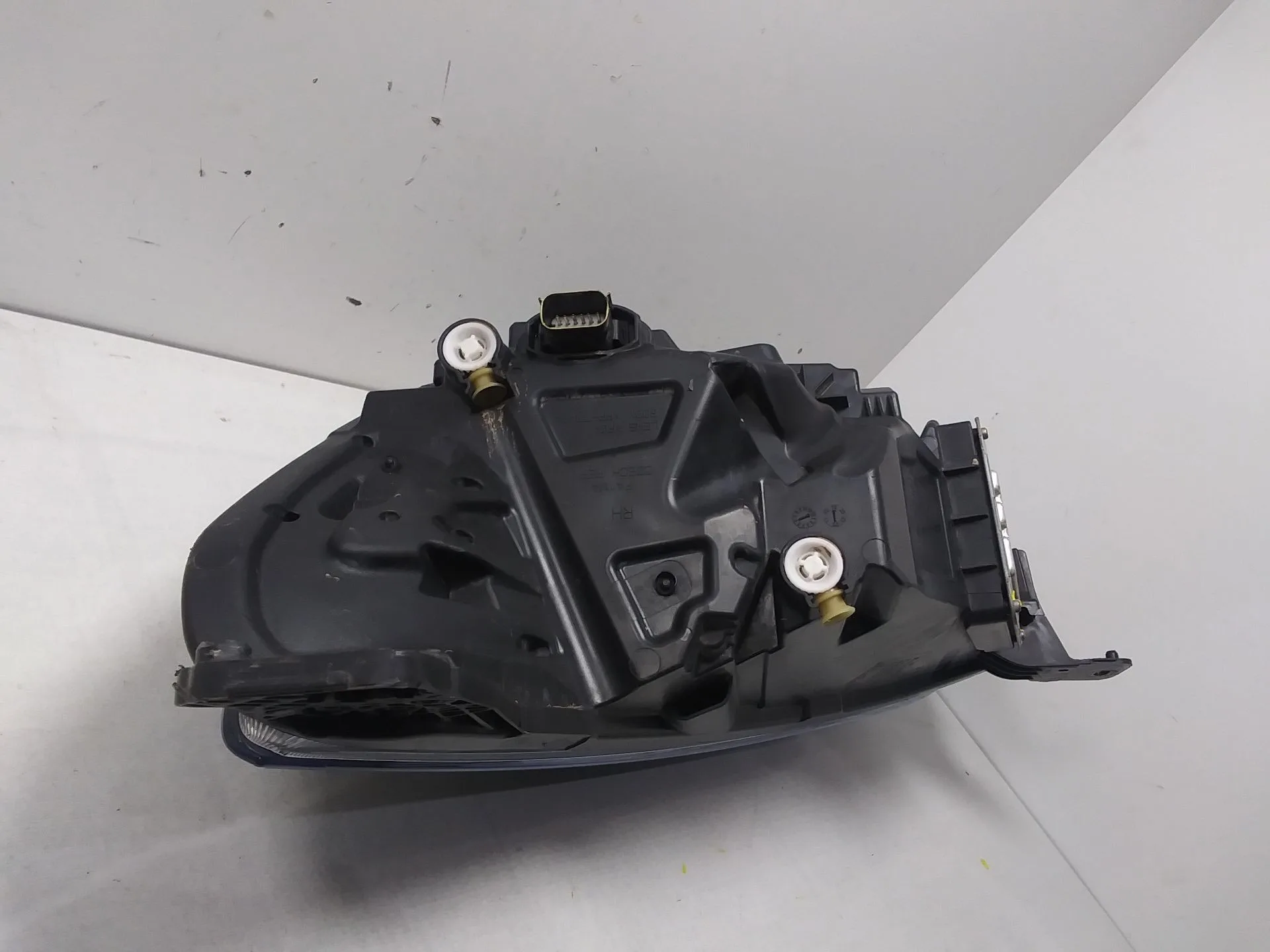 Faro Derecho para Ford Focus Iv Turnier (Hp)