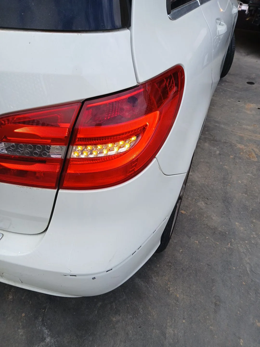Piloto Trasero Derecho para Mercedes-Benz Clase B Sports Tourer (W246, W242)