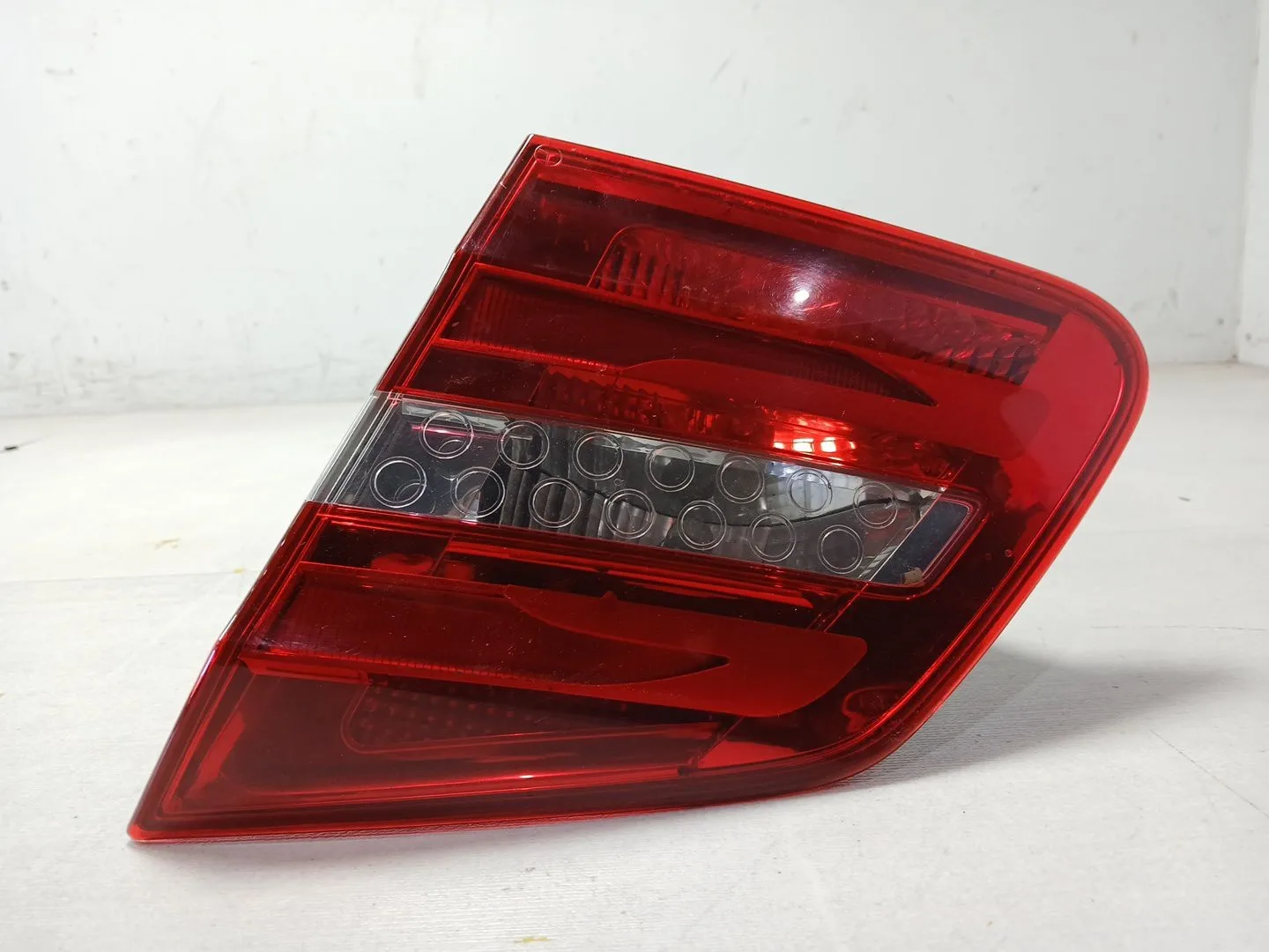 Piloto Trasero Derecho Interior para Mercedes-Benz Clase B Sports Tourer (W246, W242)